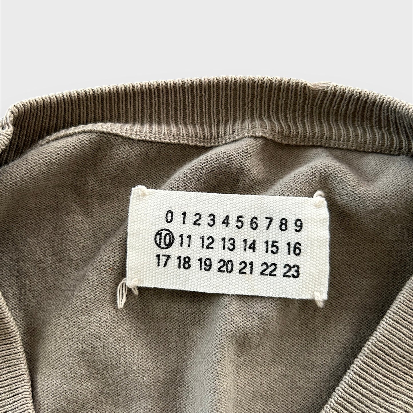 Maison Margiela Men's Collection Beige V-Neck Knit Jumper - Medium