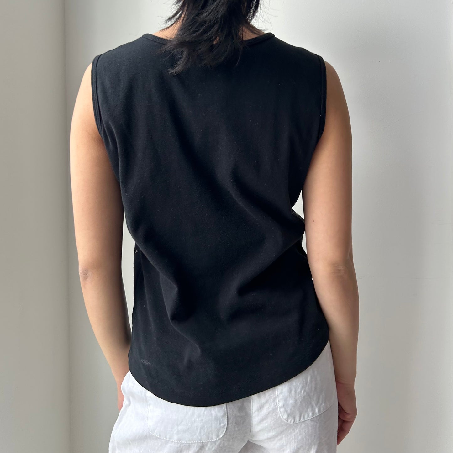 Vintage 1990s Made in USA Susan Lawrence Black Graphic Muscle Tee - Medium