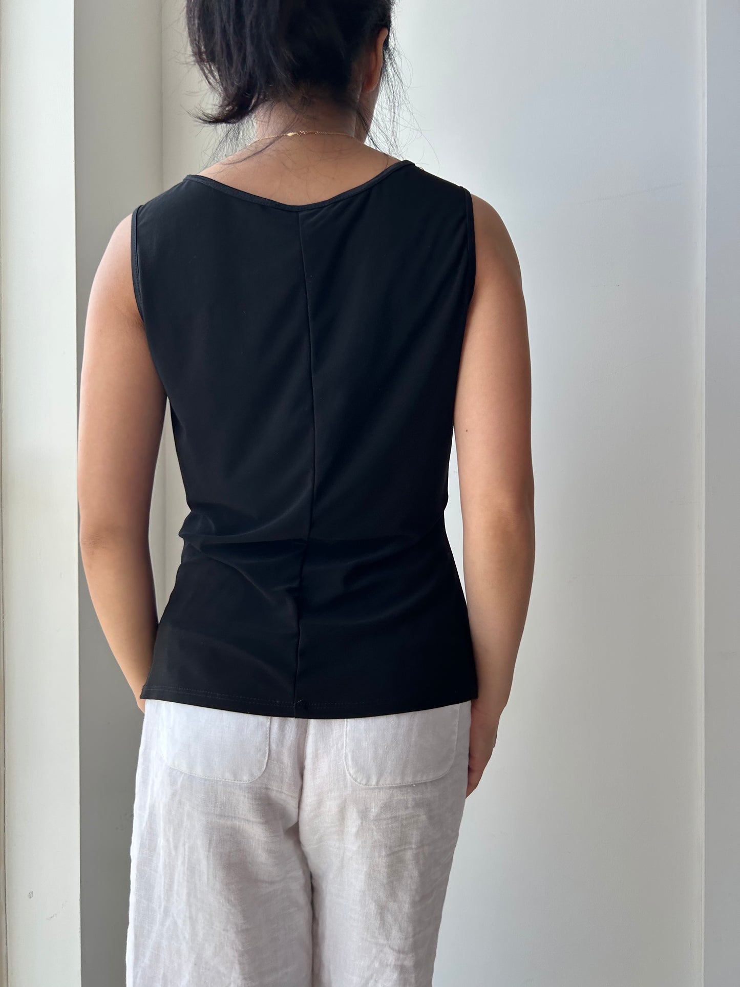 90s Made in Canada Black Sleeveless Textured Swirl Top - Large