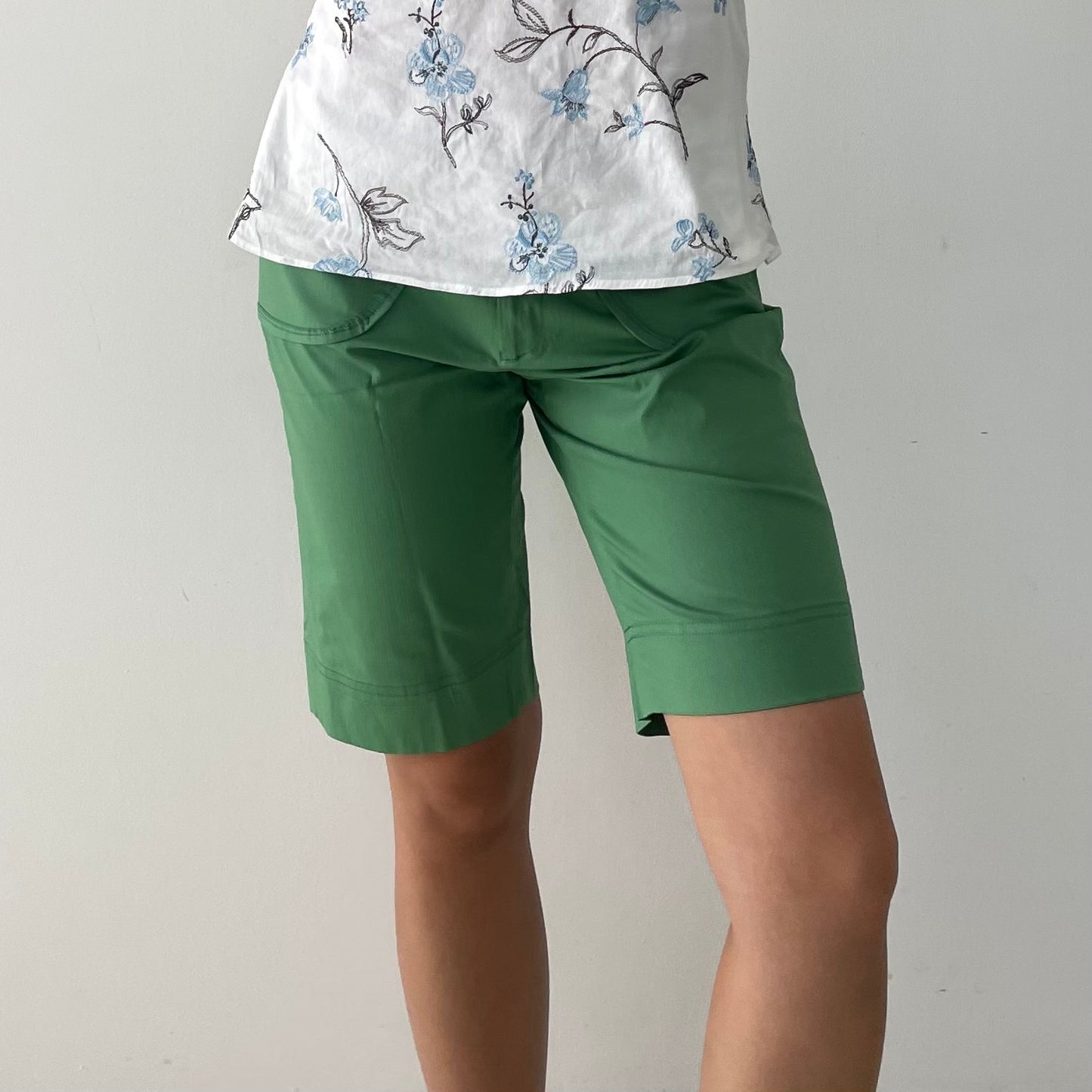 BNWT Martina Pink Green Bermuda Shorts - Medium