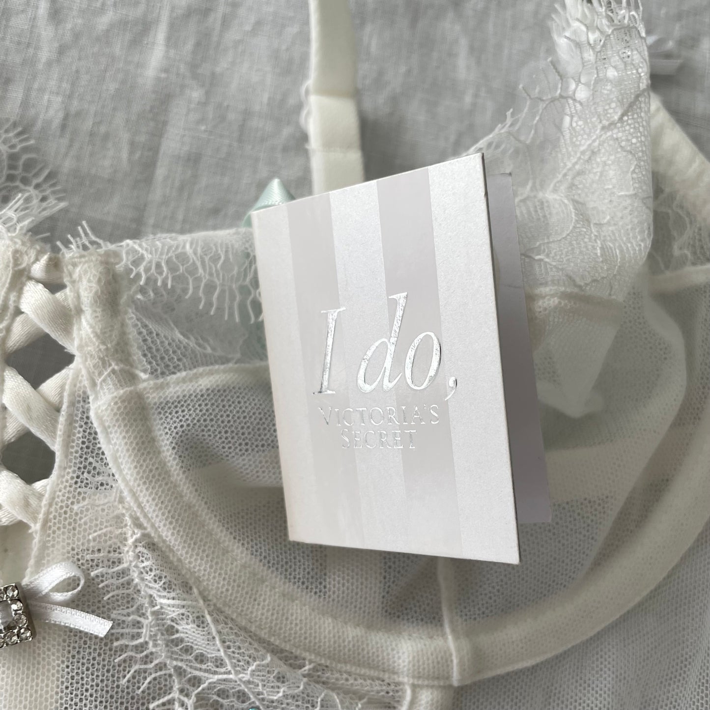 BNWT Victoria's Secret I Do White Bridal Lingerie Corset Top - 36B