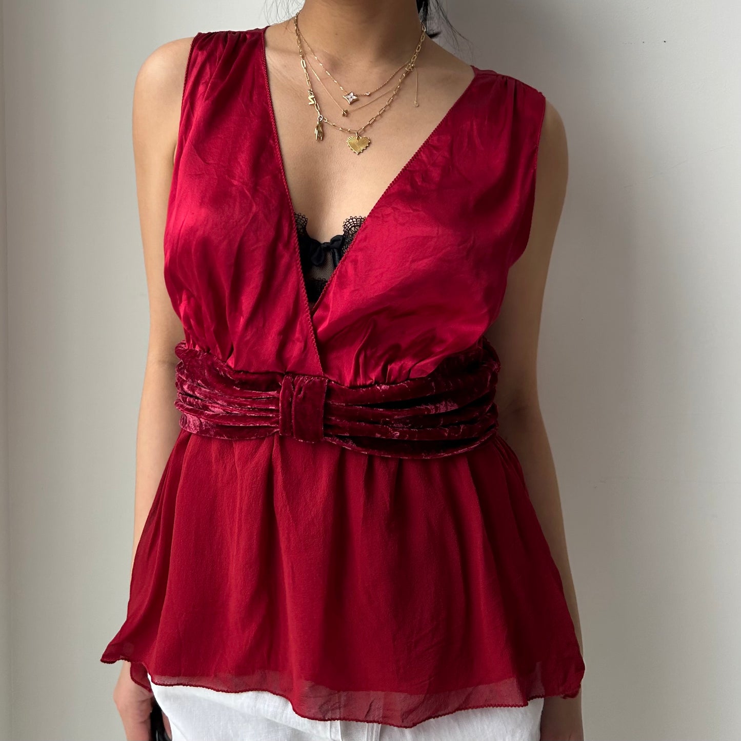 Studio M Red Sleeveless V-Neck Silk Blouse with Velvet Bow - Medium