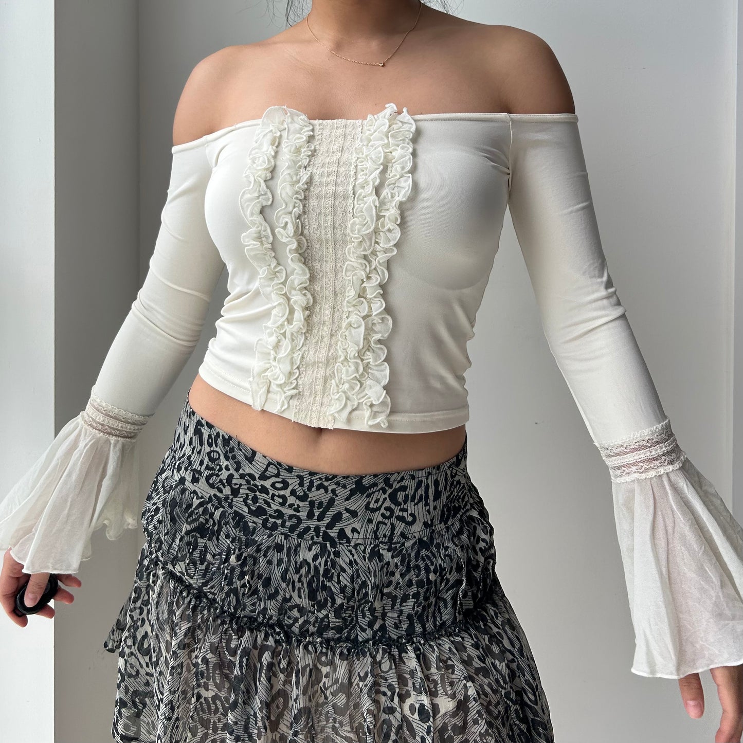 Made in Italy Cream Off-Shoulder Ruffle Lace Top with Bell Sleeves - X-Small