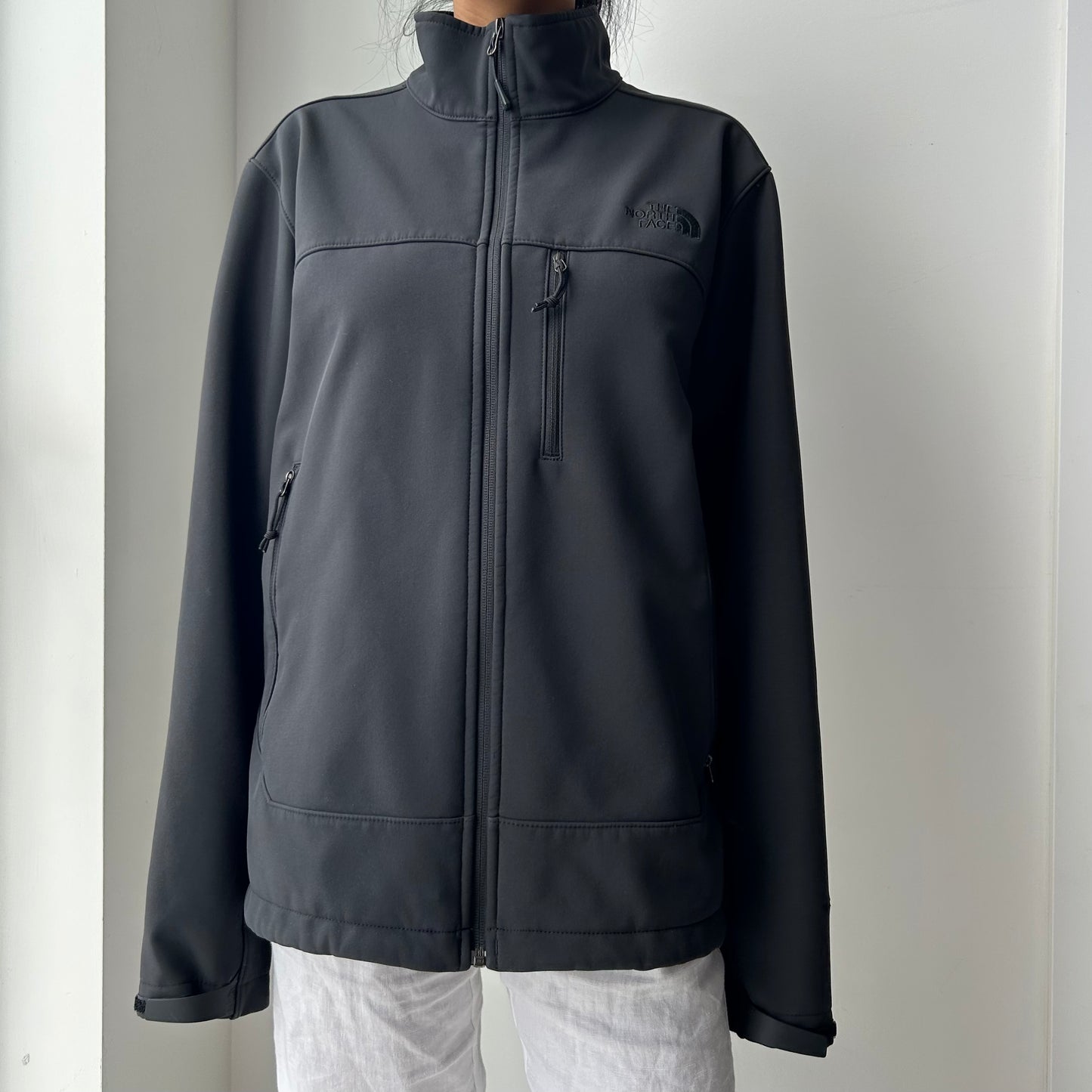 The North Face Black Fleece-Lined Softshell Jacket - Medium