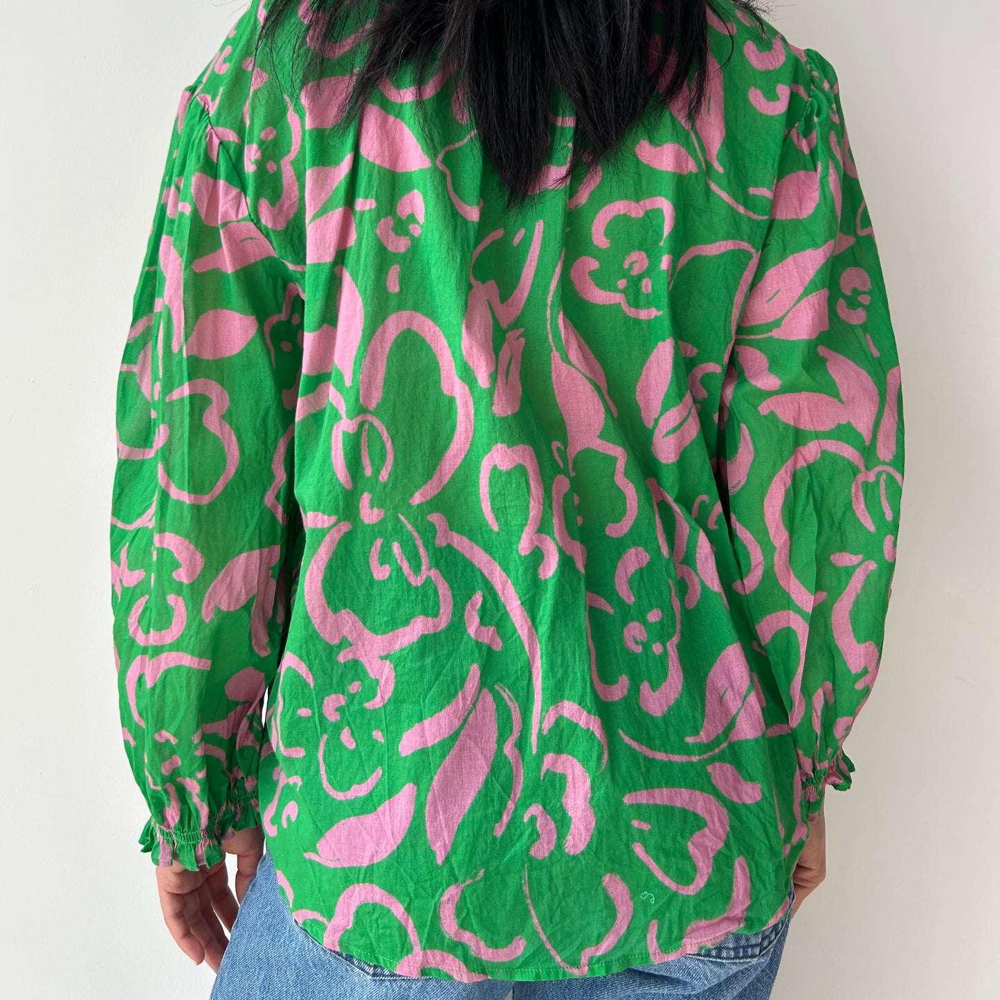 Velvet by Graham and Spencer Green Cotton Printed Blouse - Medium