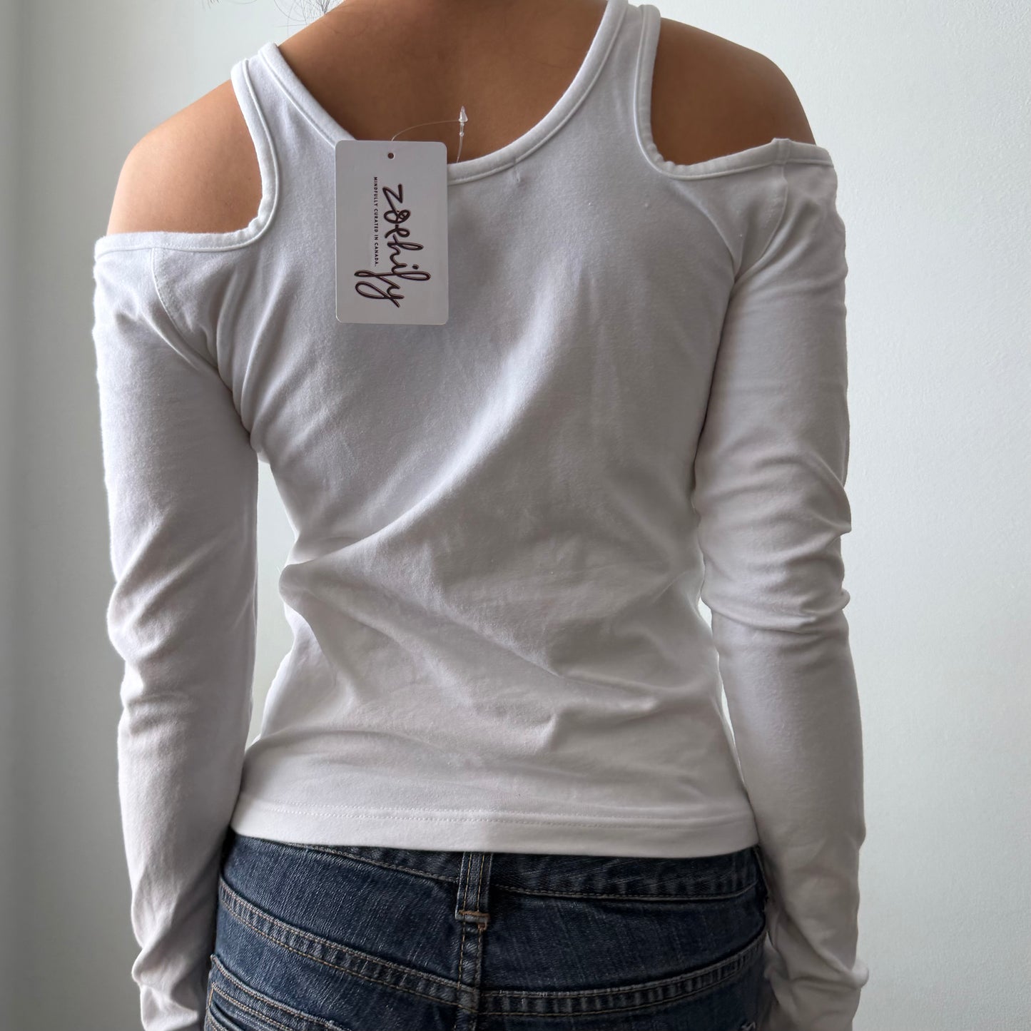 Parasuco White Cold Shoulder Sequin Logo Top - Medium