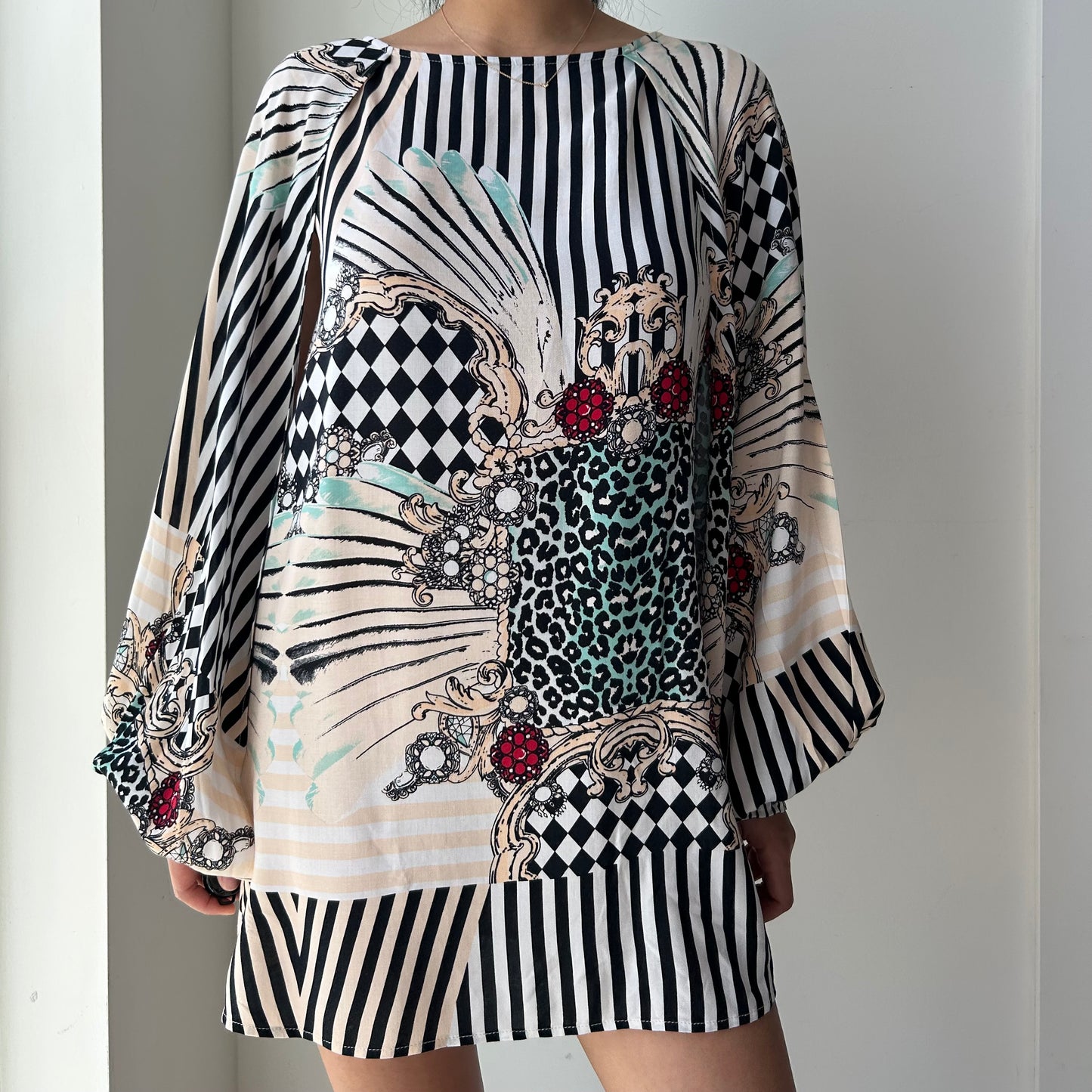 One Teaspoon Multicolor Graphic Print Balloon Sleeve Mini Dress - Small