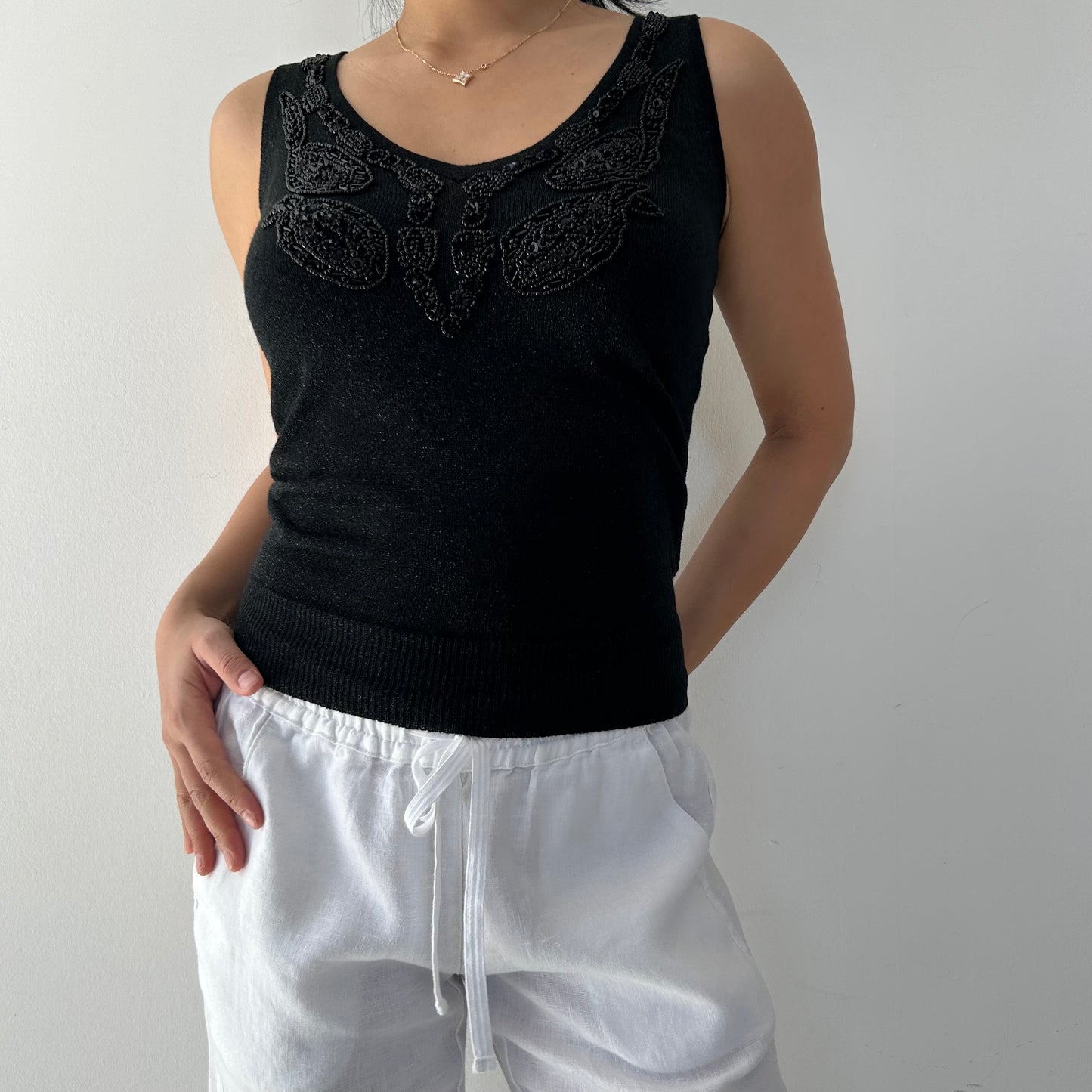 Le Château Black Beaded Sleeveless Knit Top - X-Small