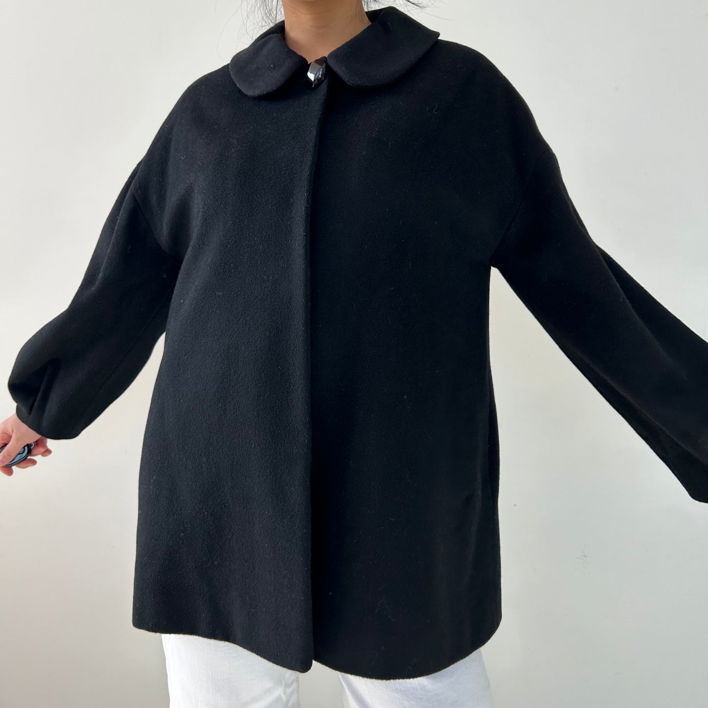 Black Peter Pan Collar Wool and Cashmere Jacket - Medium