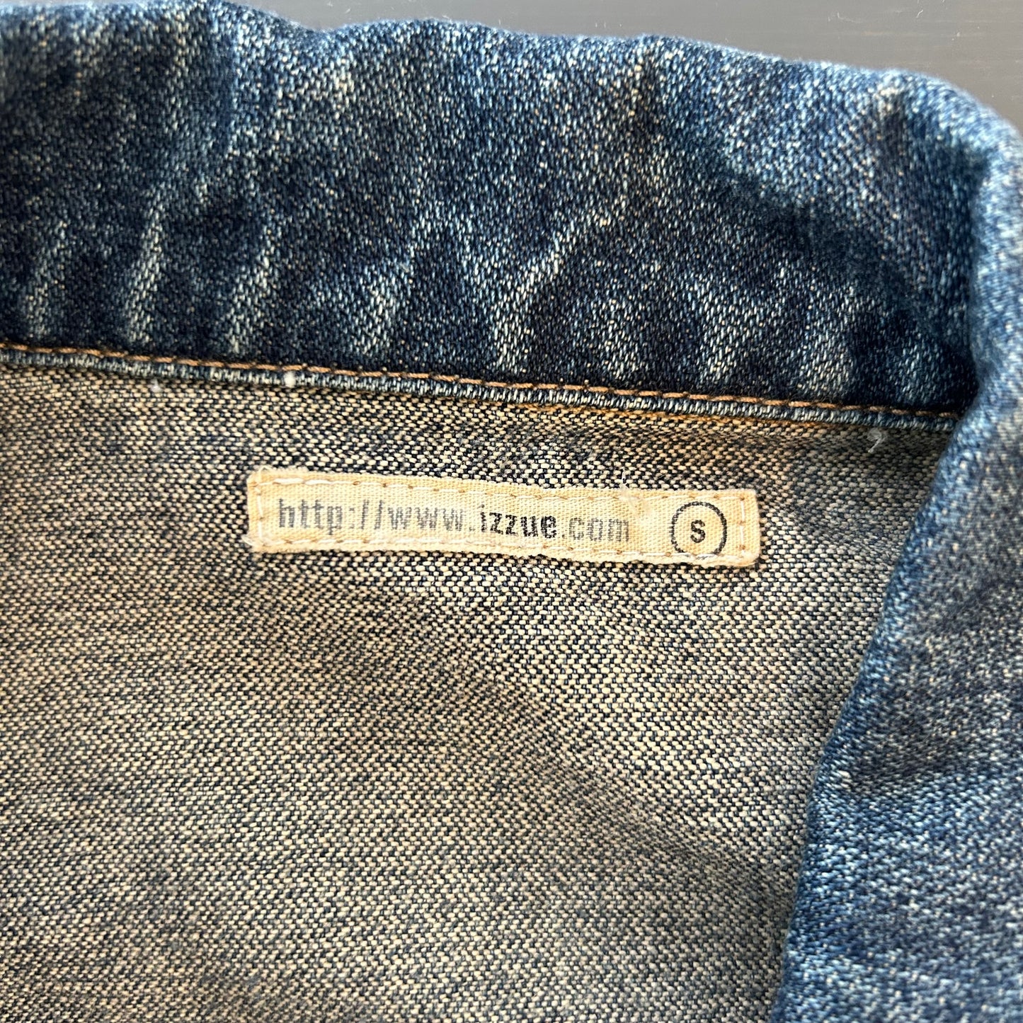 Izzue Fitted Denim Jacket - X-Small