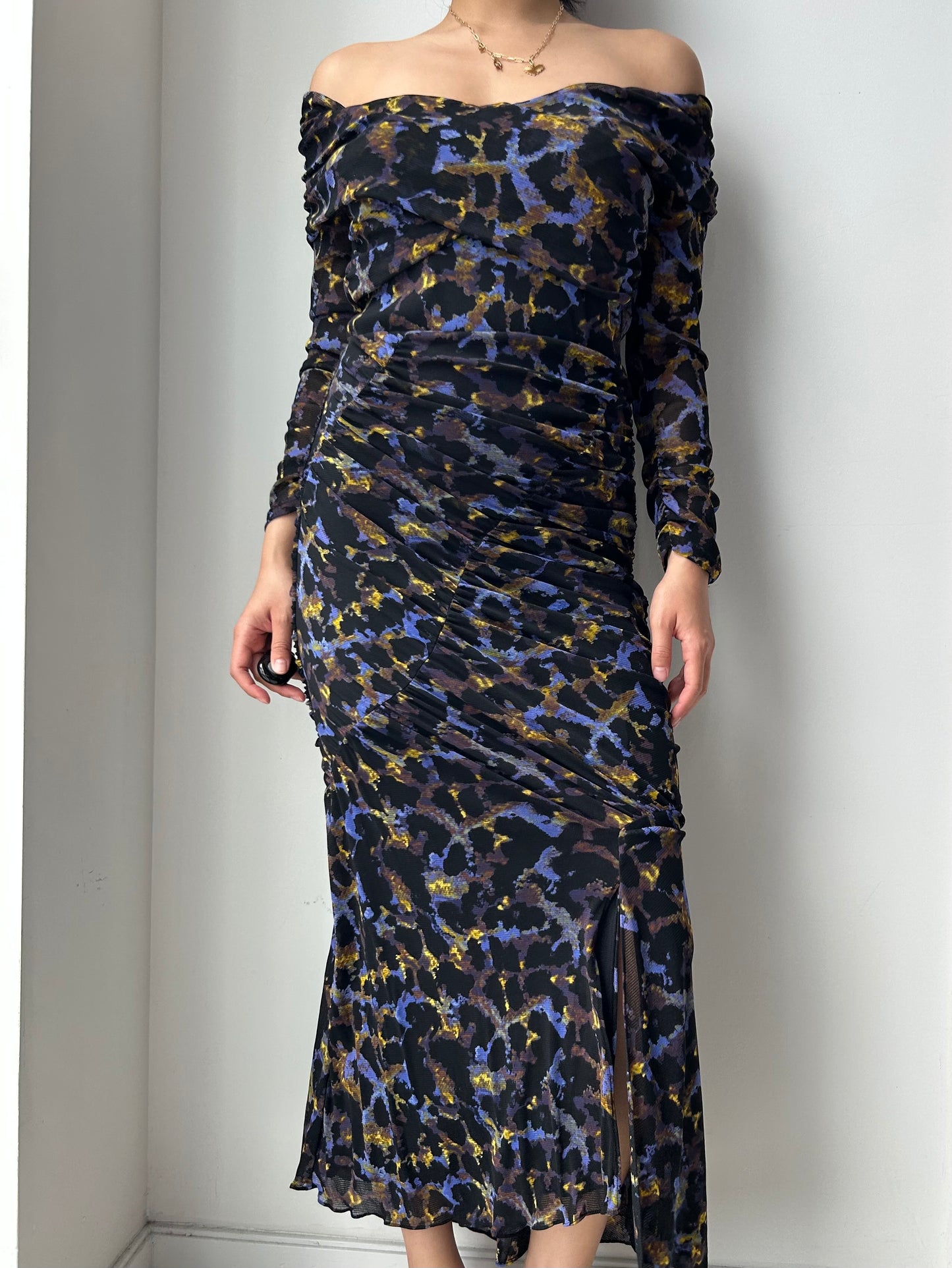Diane von Furstenberg Off Shoulder Ruched Maxi Dress - Medium