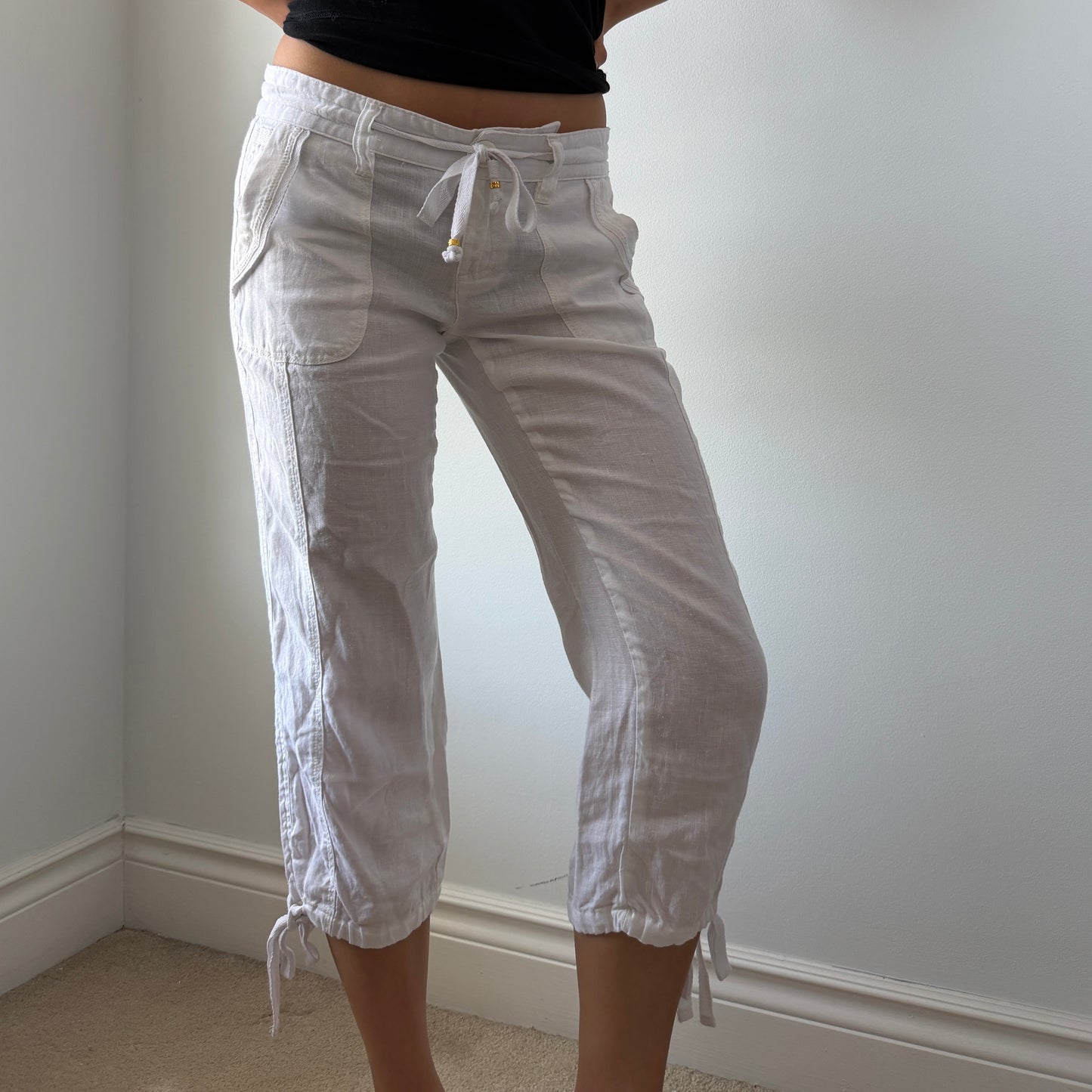 Guess White Linen Capris - W25