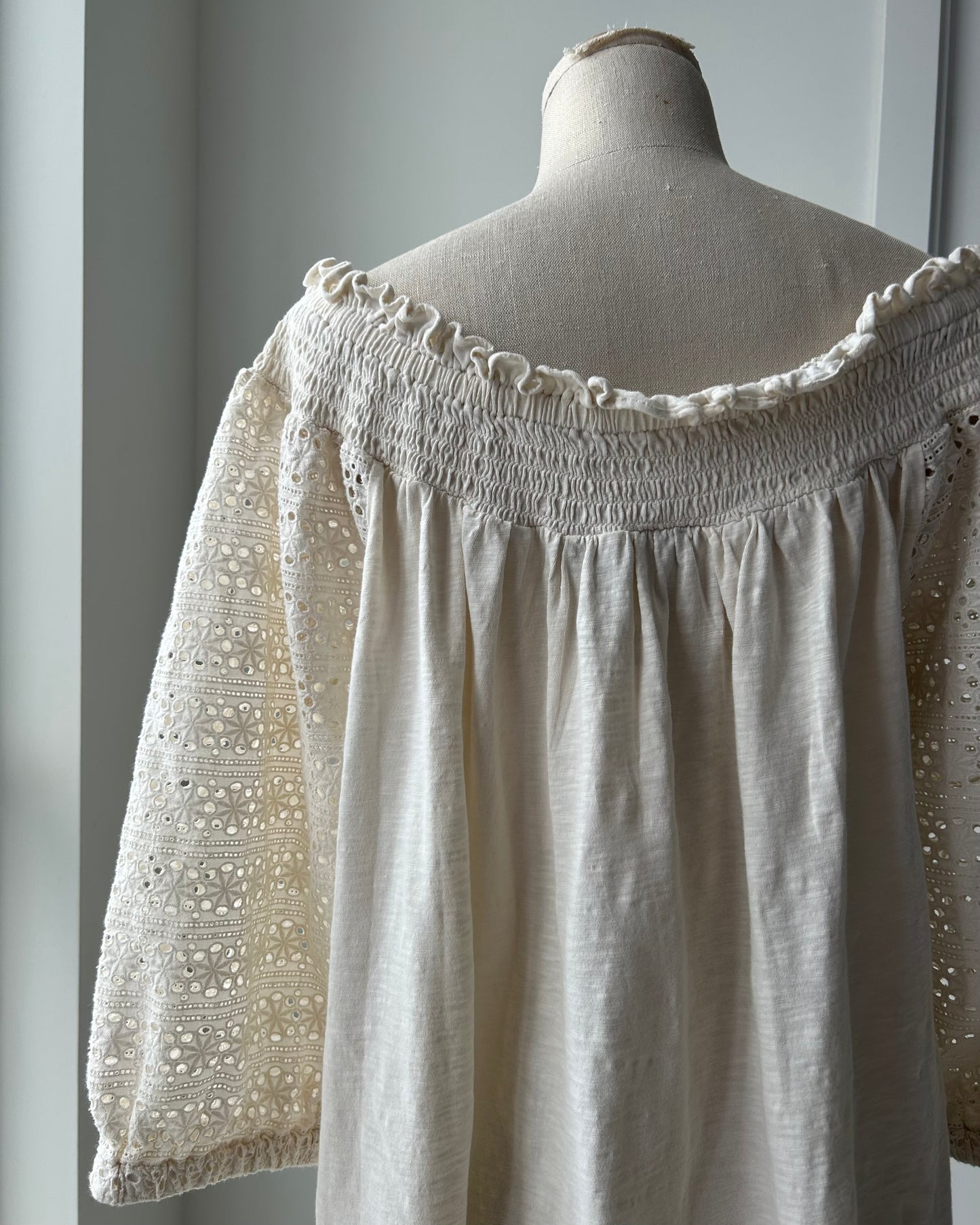 Lauren Ralph Lauren Cream Off Shoulder Eyelet Blouse - Large