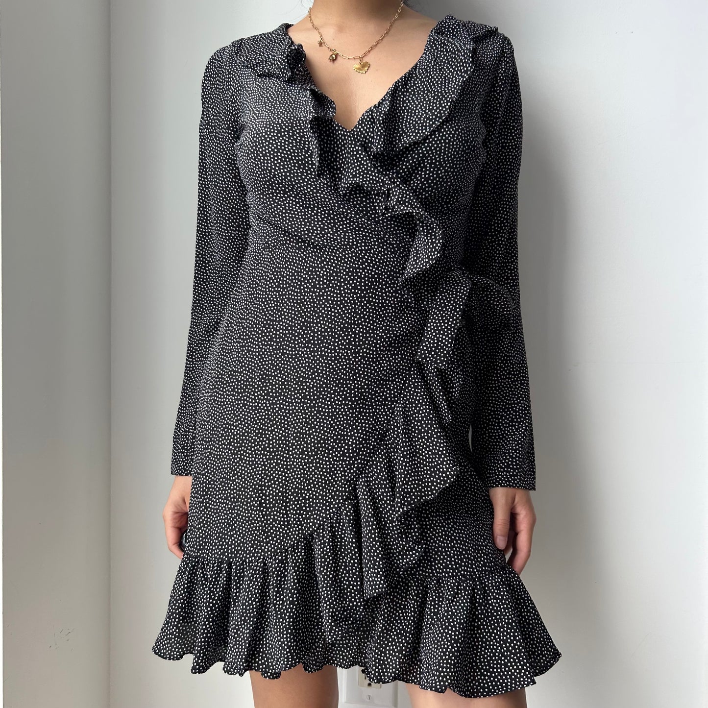 Club Monaco Black Polka Dot Silk Long Sleeve Wrap Mini Dress - X-Small