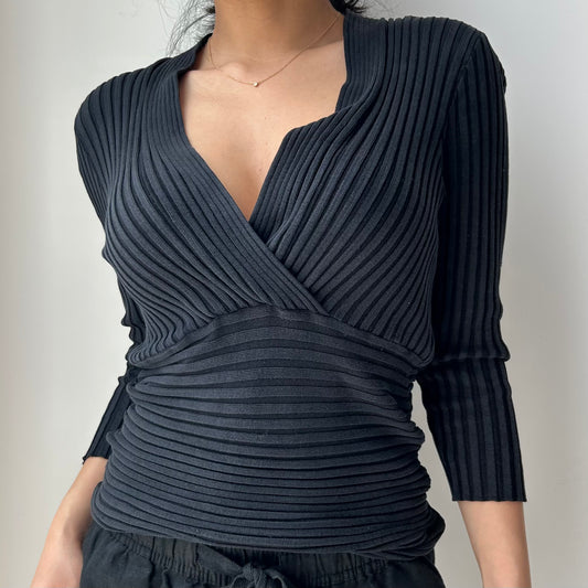 Vintage Black Ribbed Silk Blend 3/4 Sleeve Top - Medium