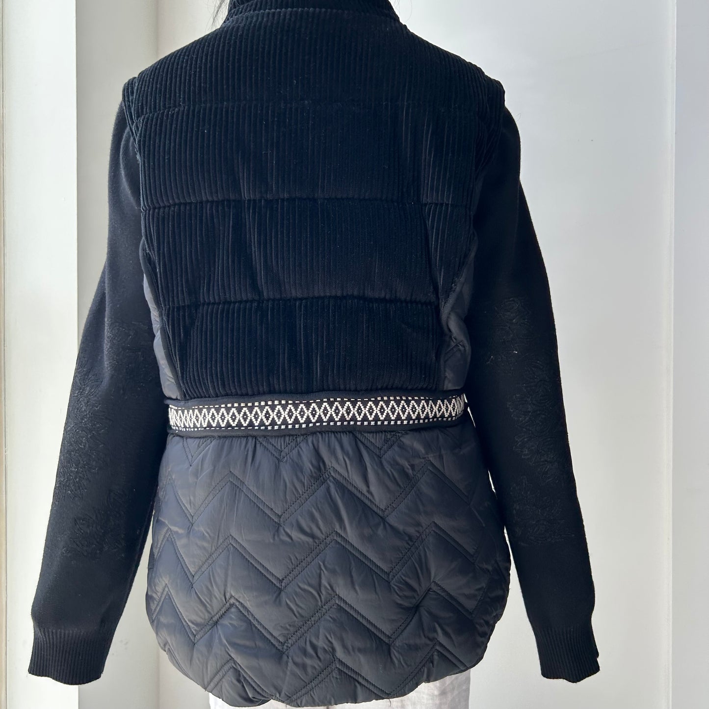 Desigual Black Quilted Convertible Jacket - XX-Large
