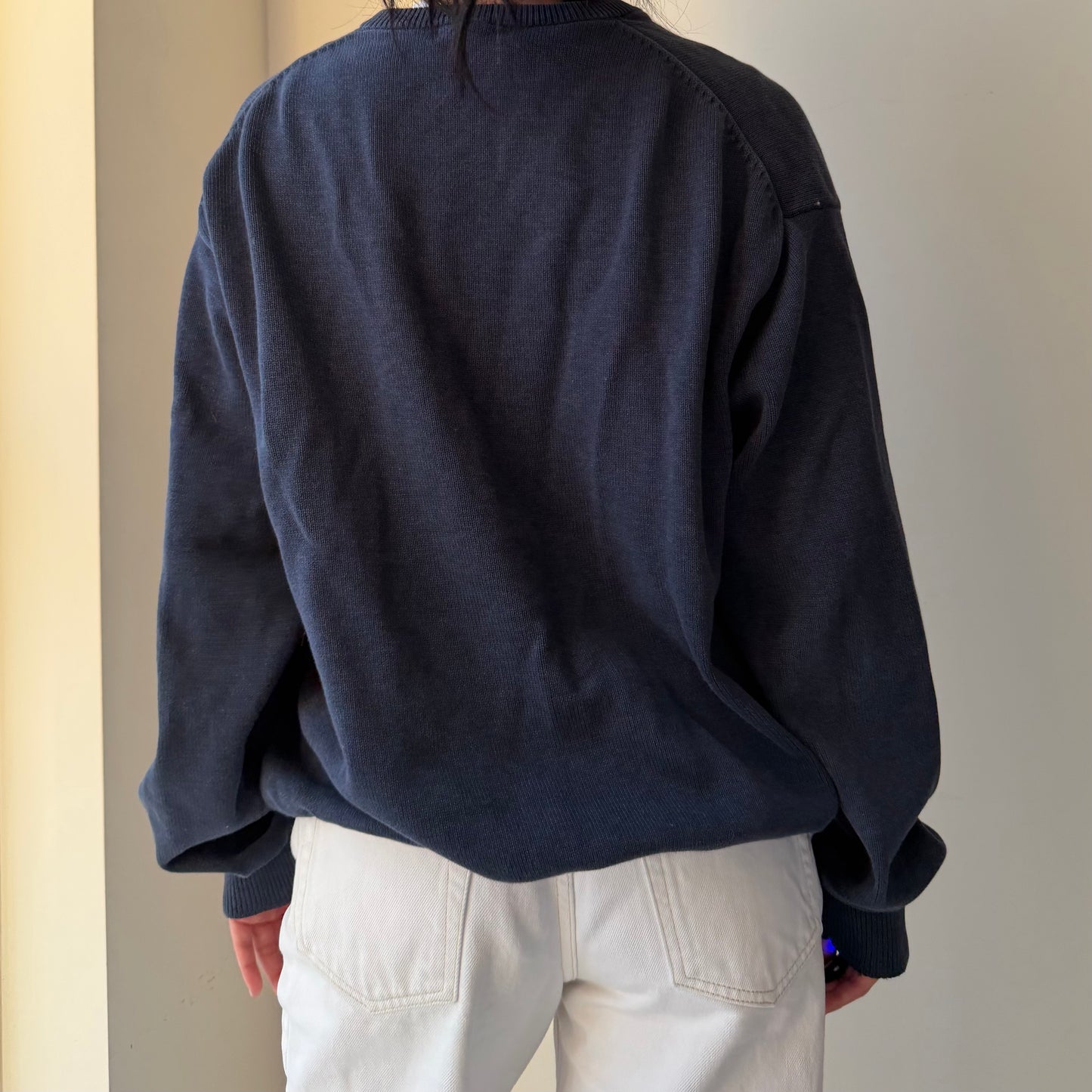 Gant Navy V-Neck Sweater - Large