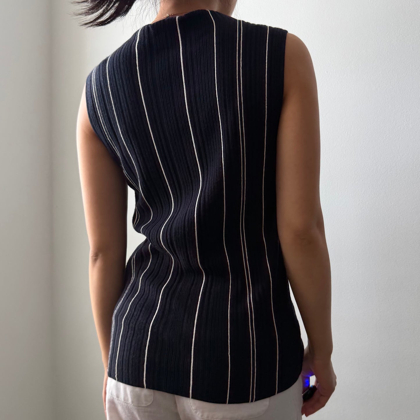 Theory Navy Sleeveless Knit Top - Medium