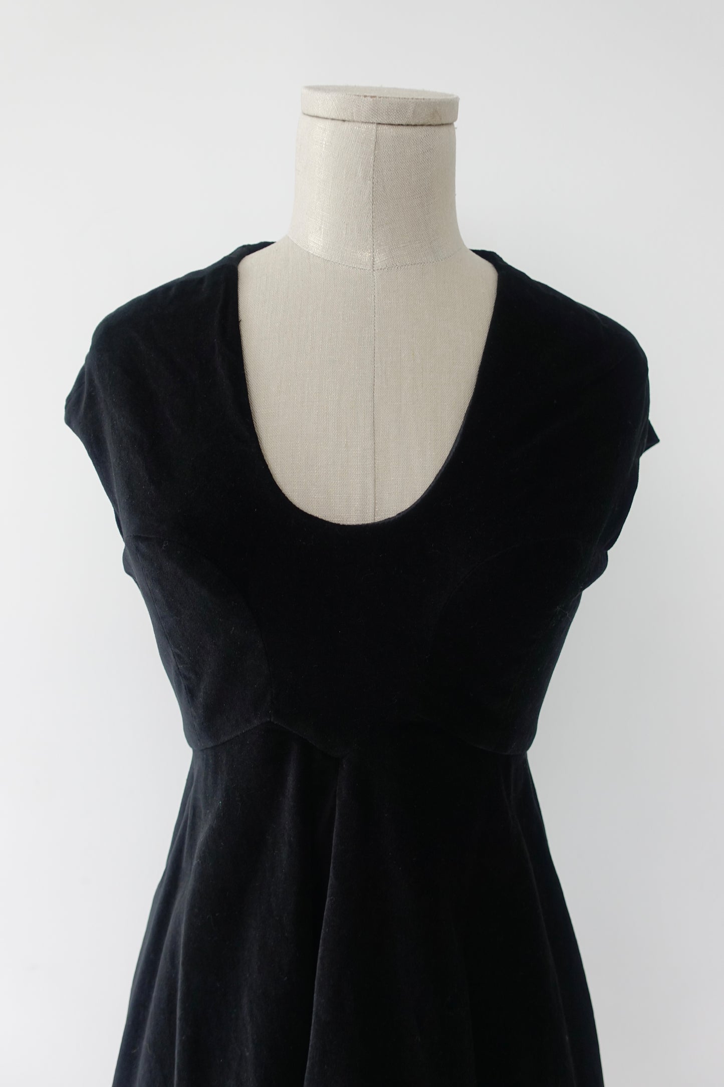 Jill Stuart Collection Black Velvet Silk Lined Dress - X-Small