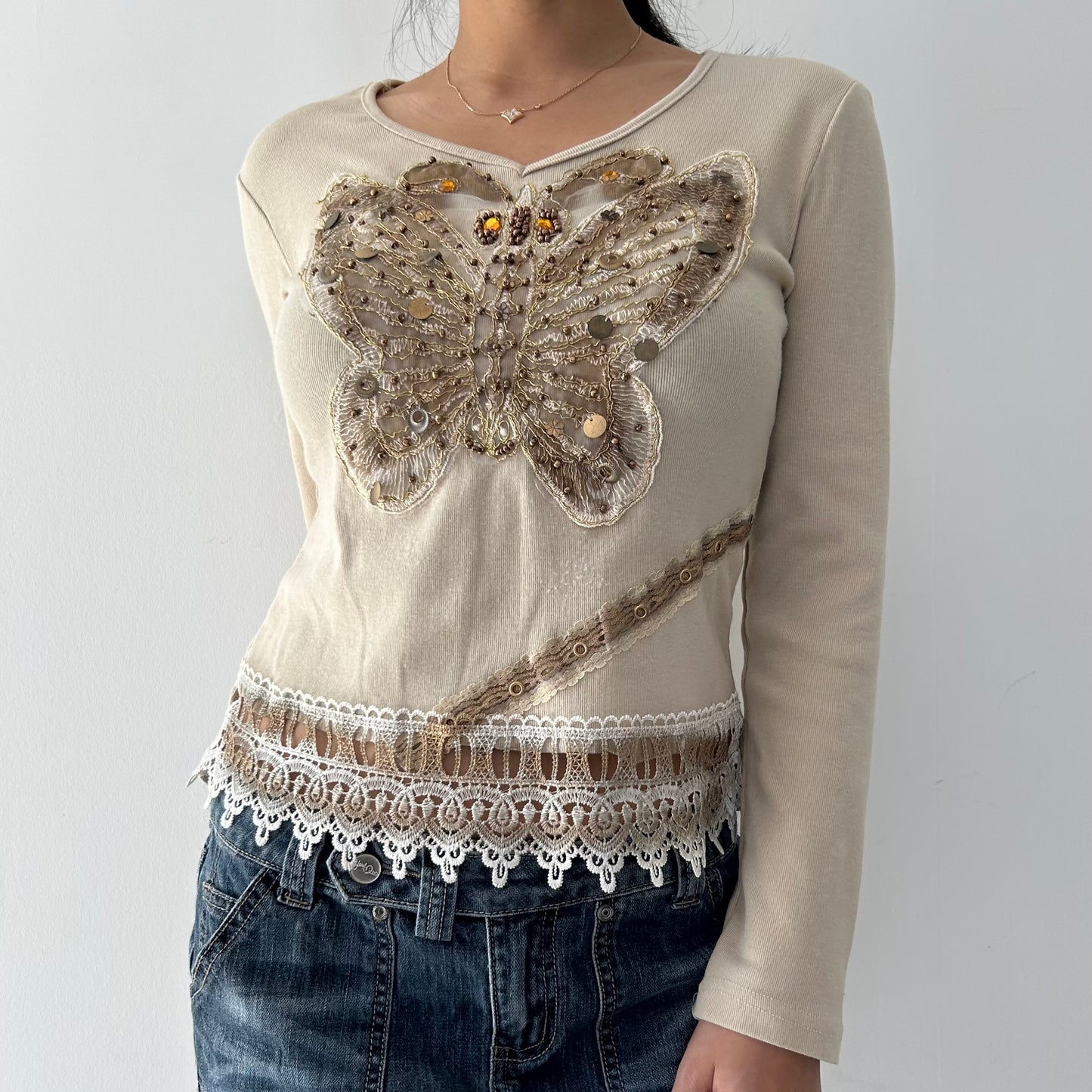 Beige Embellished Butterfly Long Sleeve Knit Top - Medium