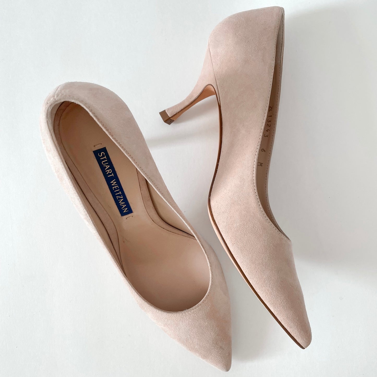 Stuart Weitzman Pale Pink Suede Pointed Toe Stiletto Heel Pumps - US 6M