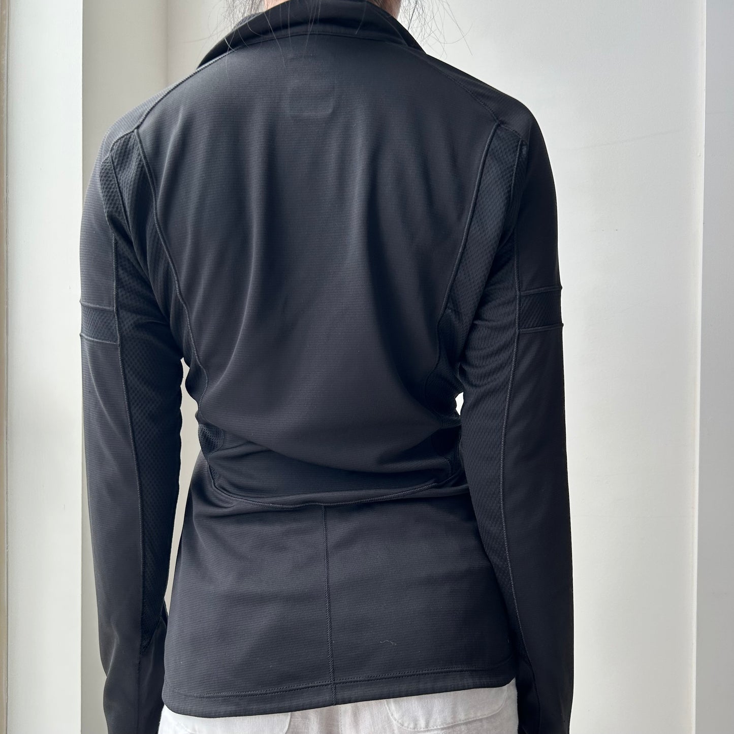 The North Face Black FlashDry Quarter Zip - Small