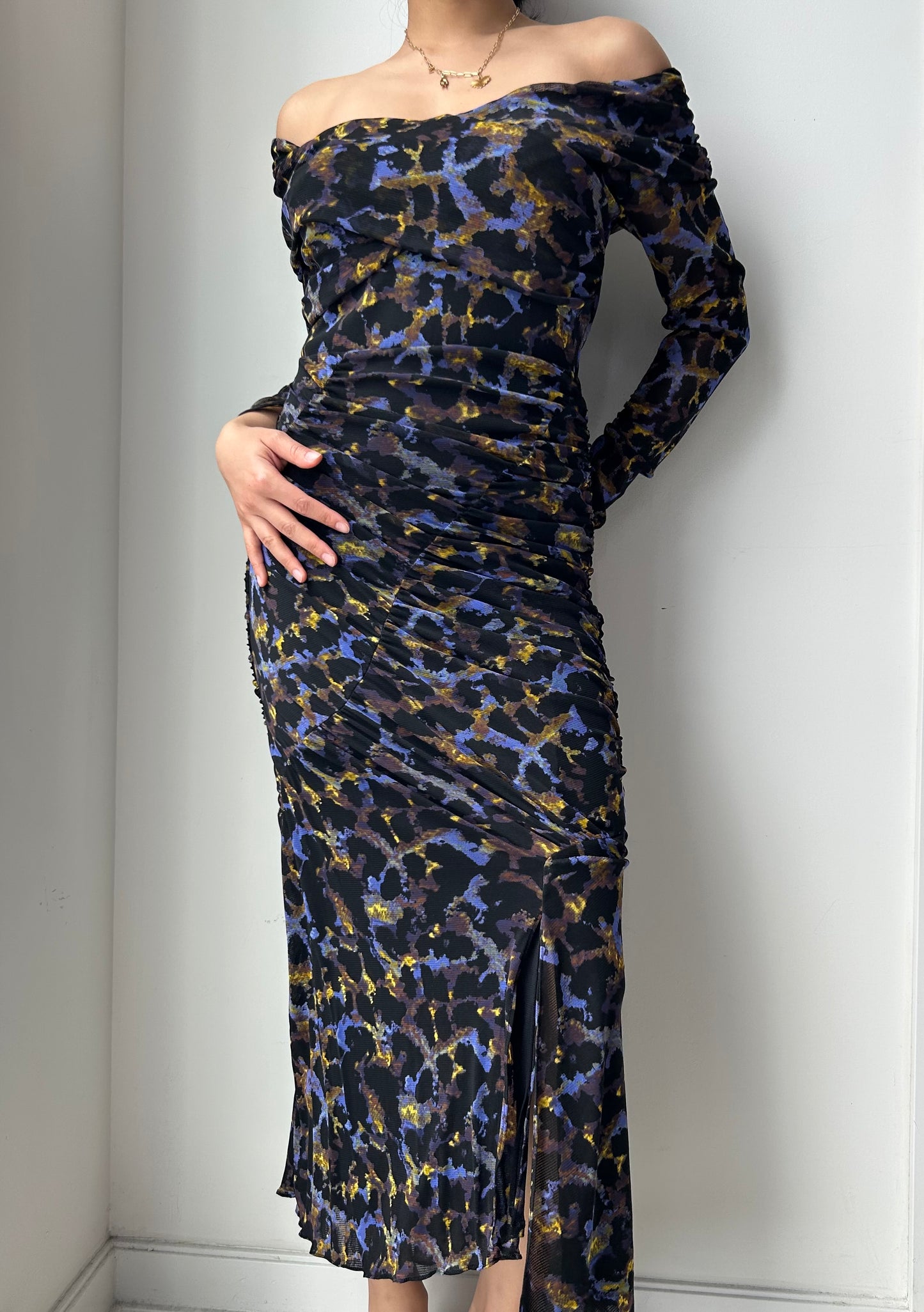 Diane von Furstenberg Off Shoulder Ruched Maxi Dress - Medium