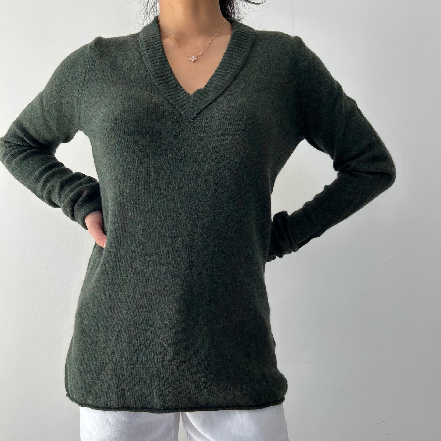 Banana Republic Forest Green Wool and Angora Knit V-Neck Jumper - X-Small