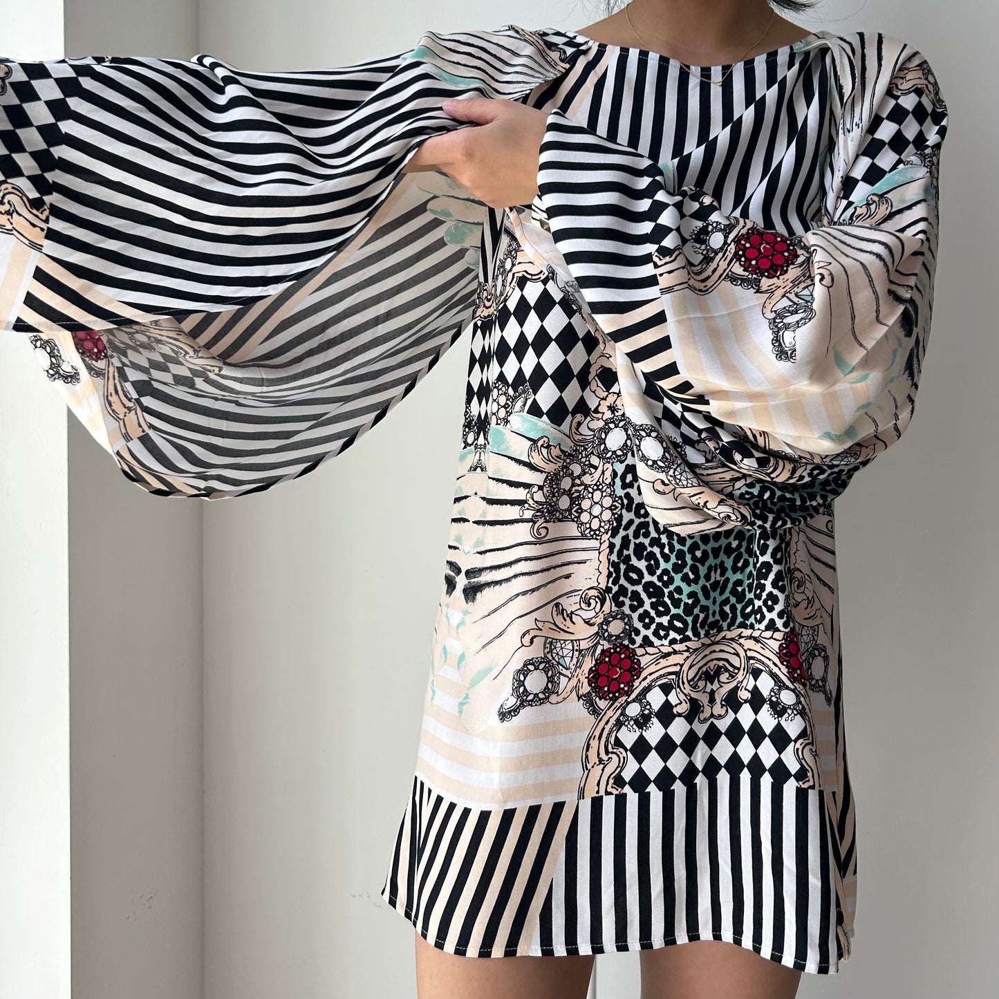 One Teaspoon Multicolor Graphic Print Balloon Sleeve Mini Dress - Small