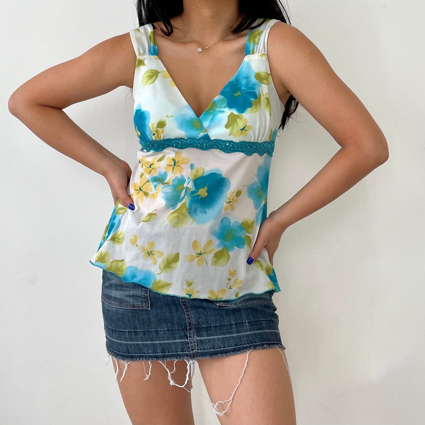 Blue Floral Mesh Tank Top - Zoehify