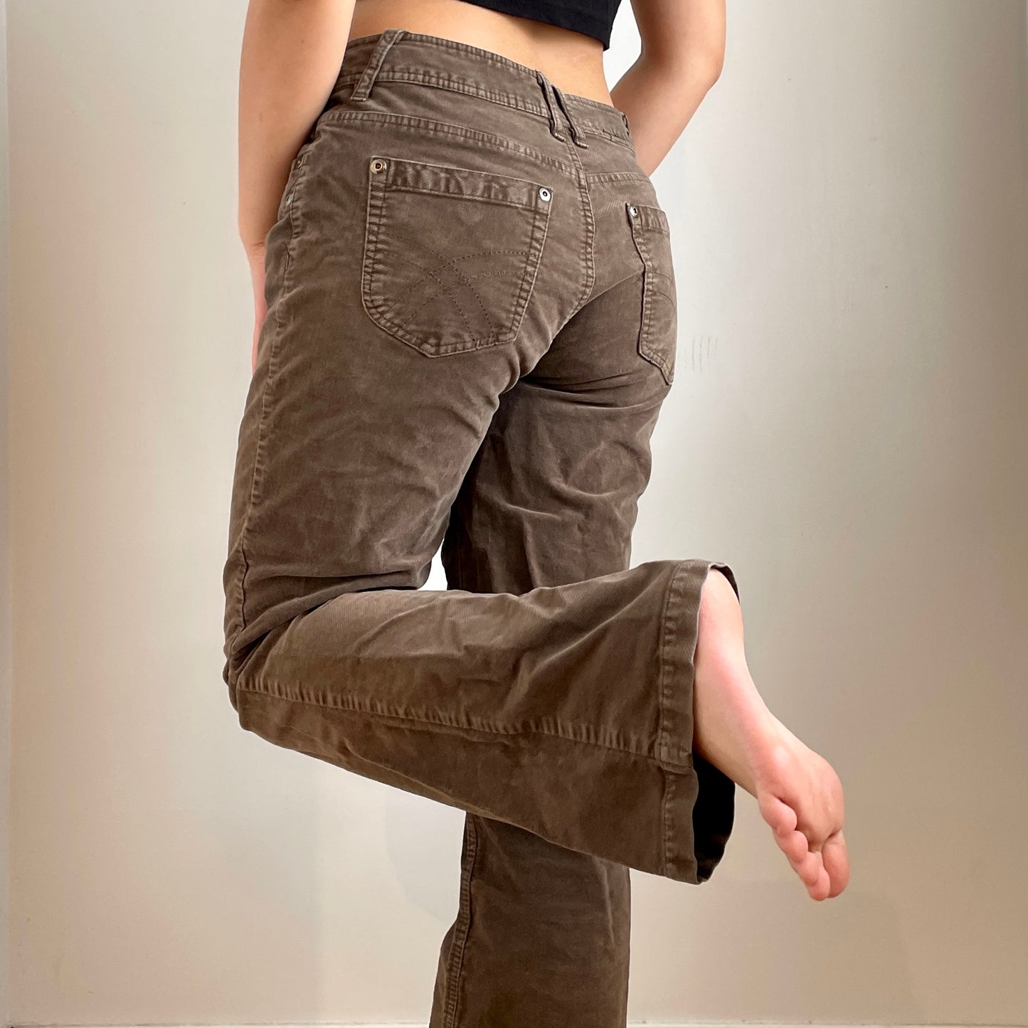 Brown Corduroy Jeans - Zoehify