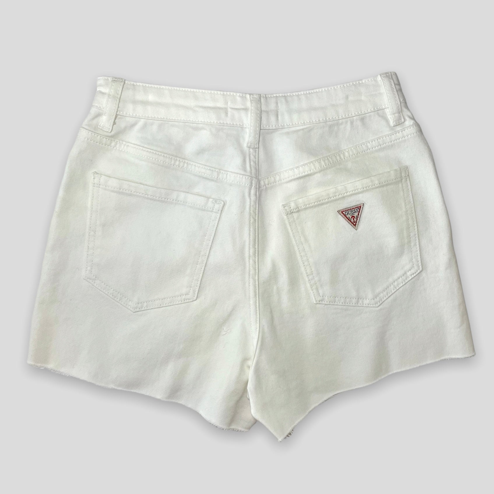 White Guess Cutoff Shorts - Zoehify