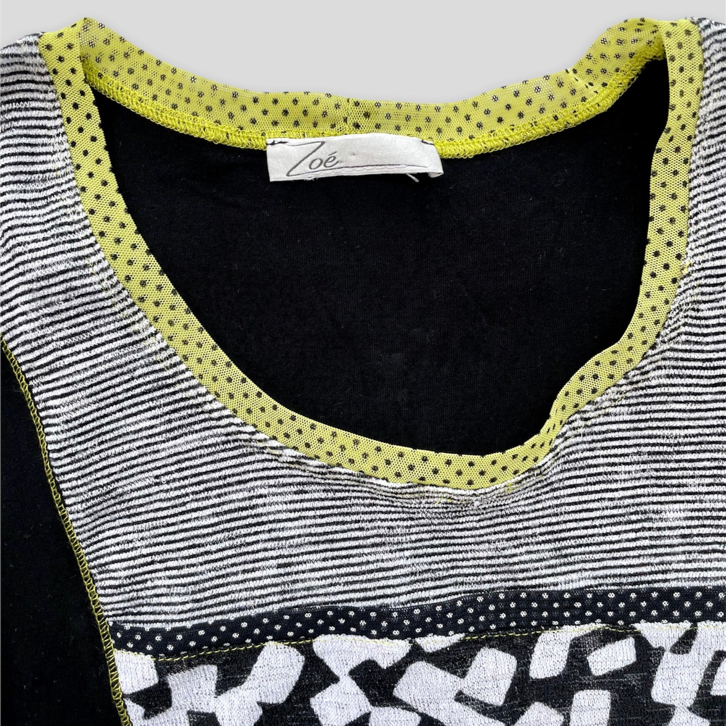 Black and Green Contrast Stitching Tank Top - Zoehify