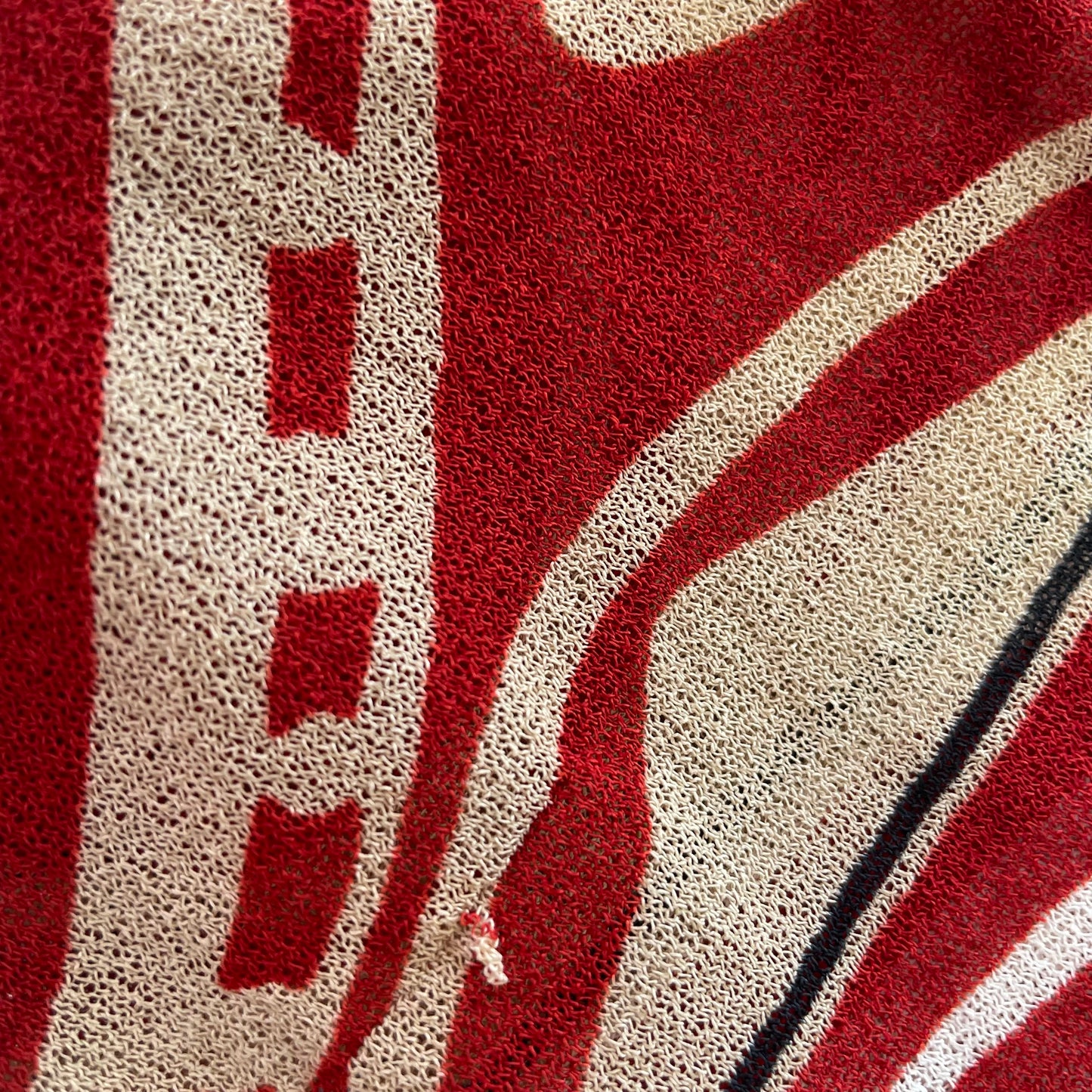 Red Patterned Micro Mesh 3/4 Sleeve Top - Zoehify