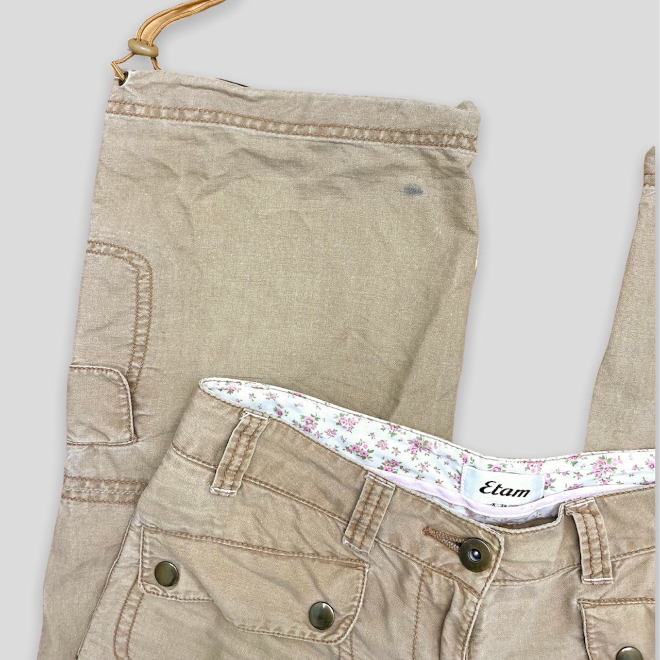 Beige Cargo Pants - Zoehify