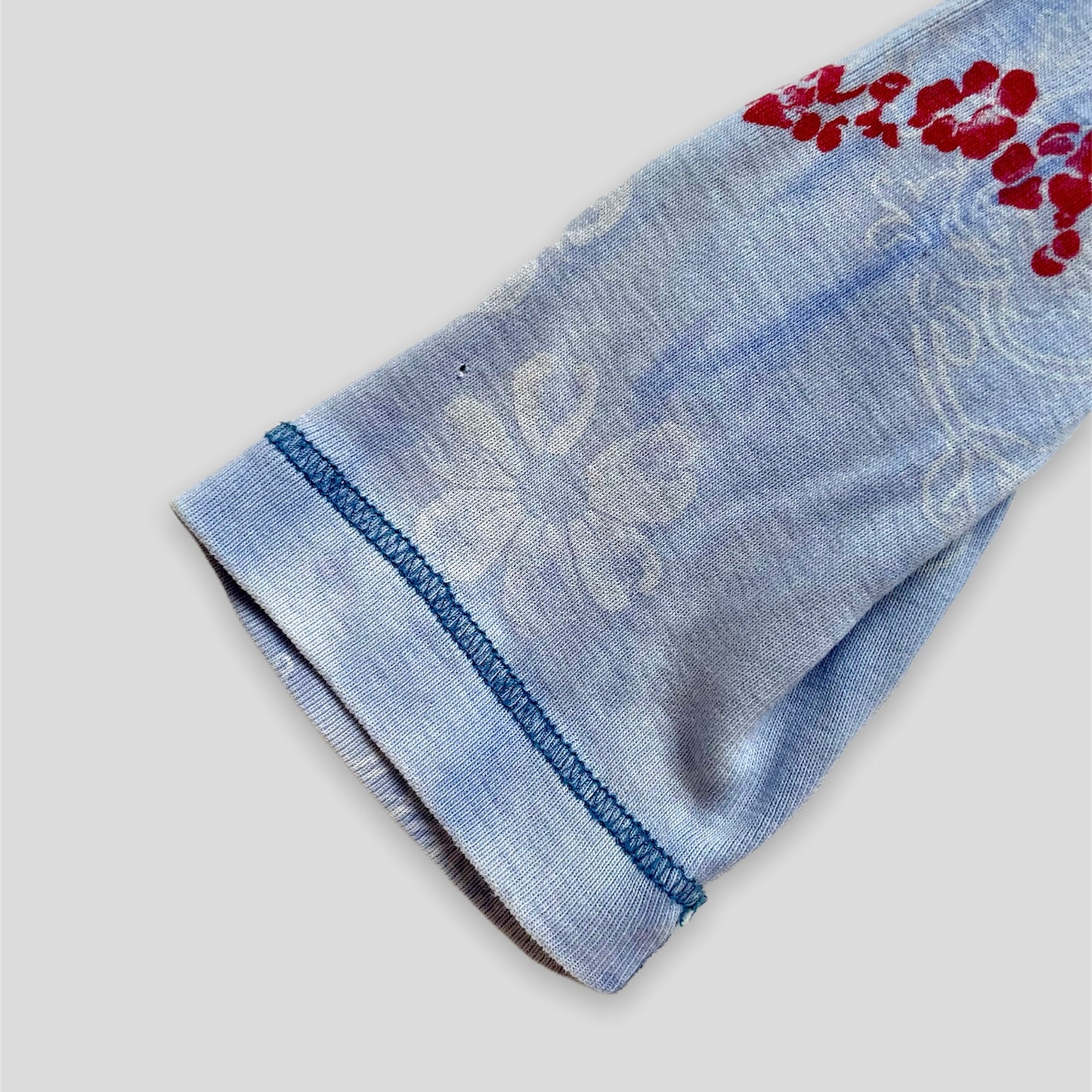 Indigo Long Sleeved Graphic Tee - Zoehify