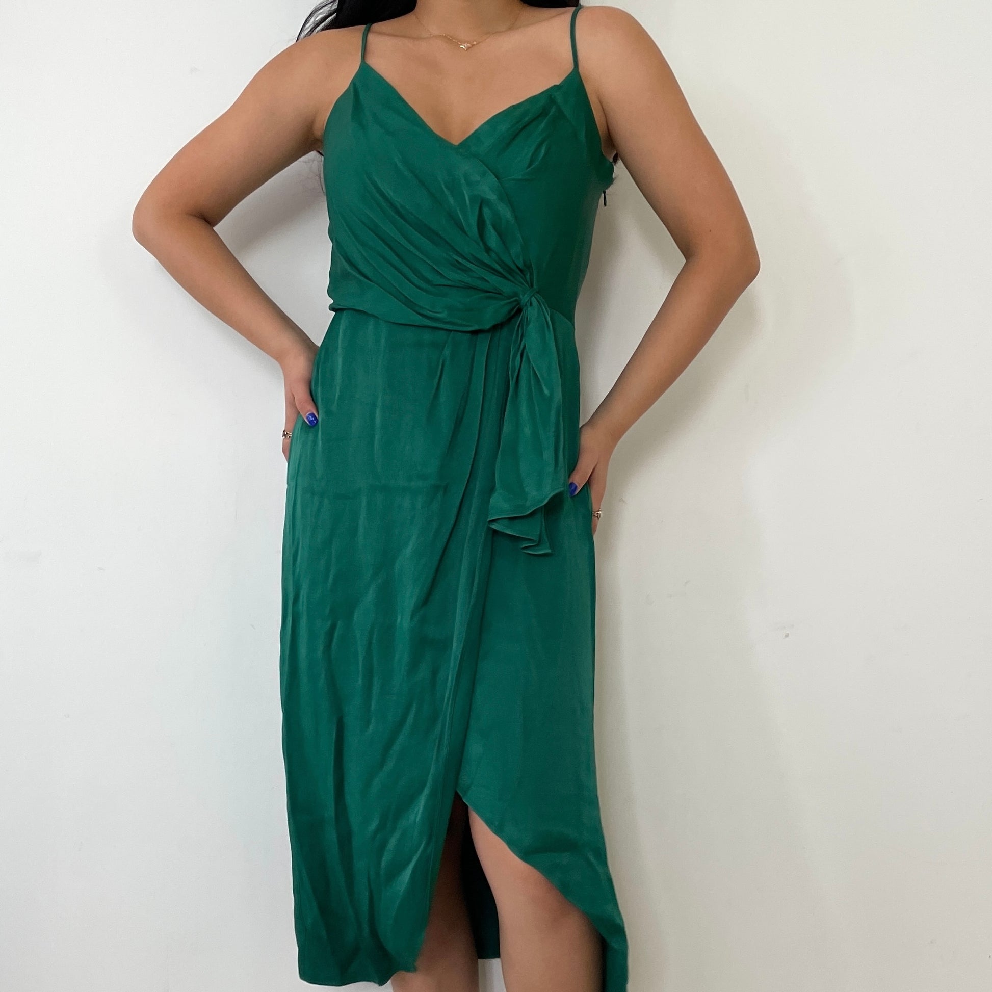 BNWT Anthropologie Green Satin Midi Dress - Zoehify