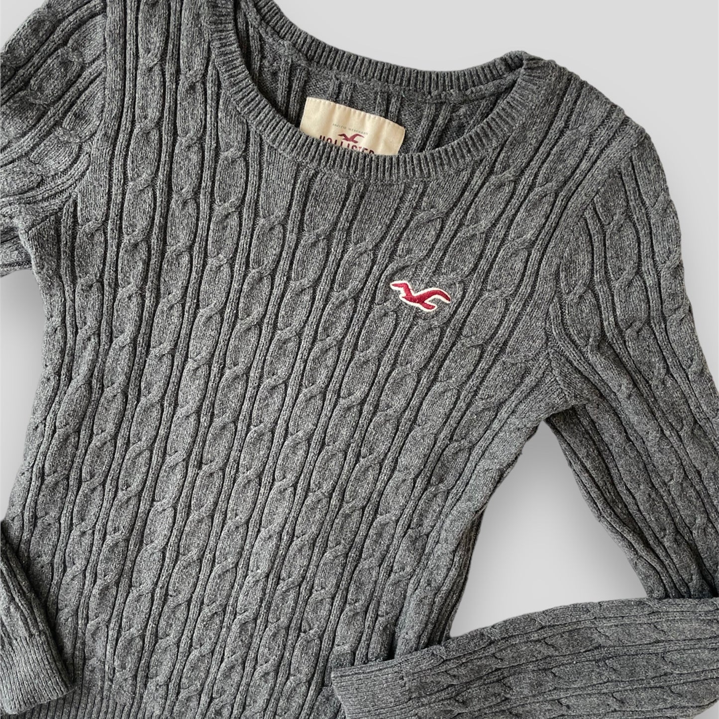 2000s Hollister Grey Cable Knit Crewneck Jumper - Small