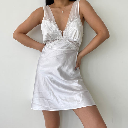 Pearl White La Vie En Rose Lace Plunge Neck Satin Slip Mini Dress - Medium