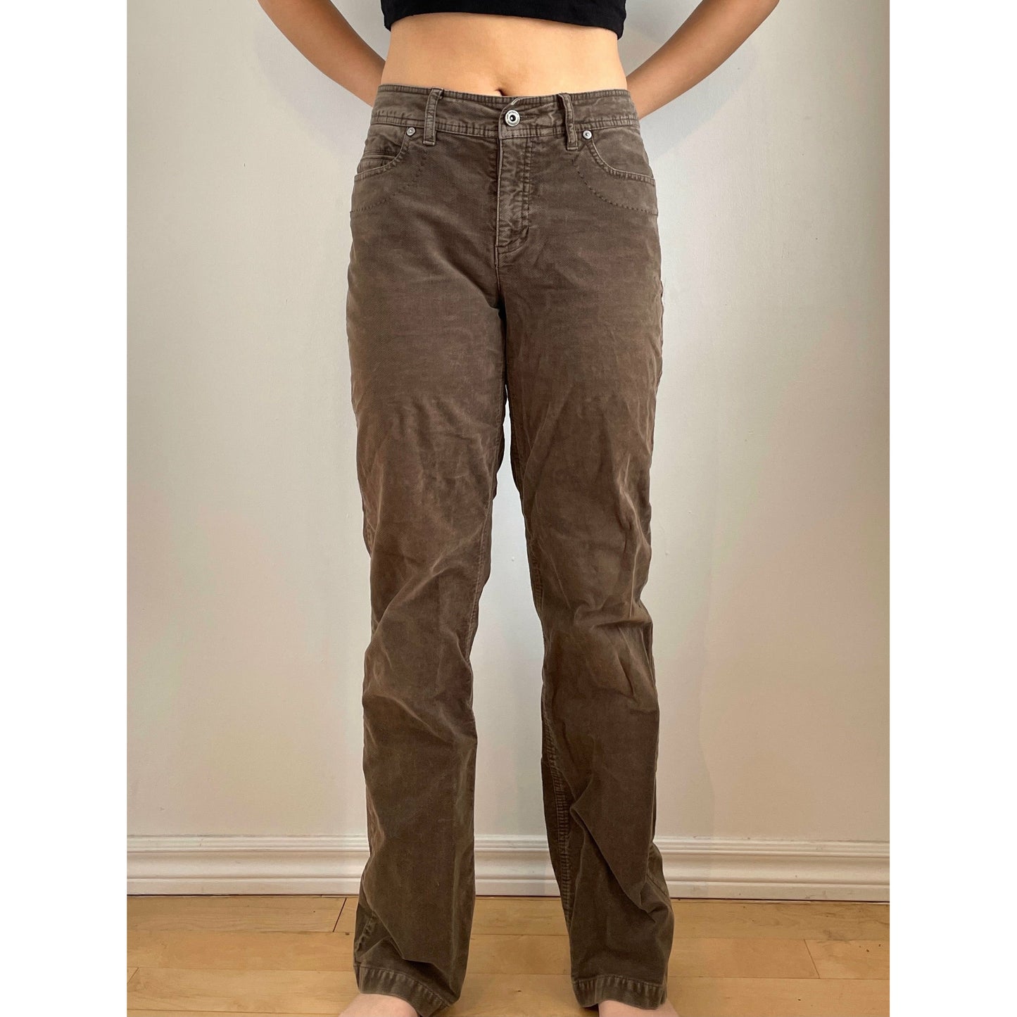 Brown Corduroy Jeans - Zoehify