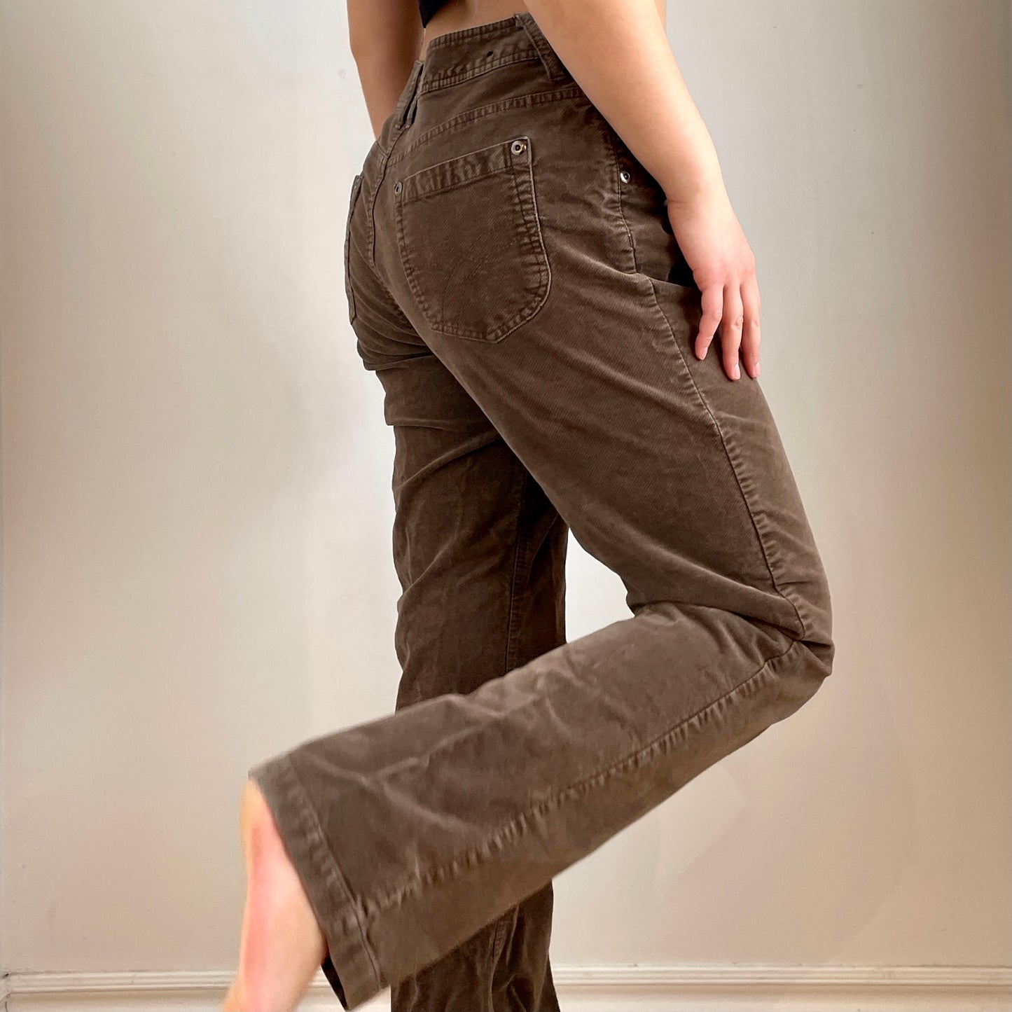 Brown Corduroy Jeans - Zoehify