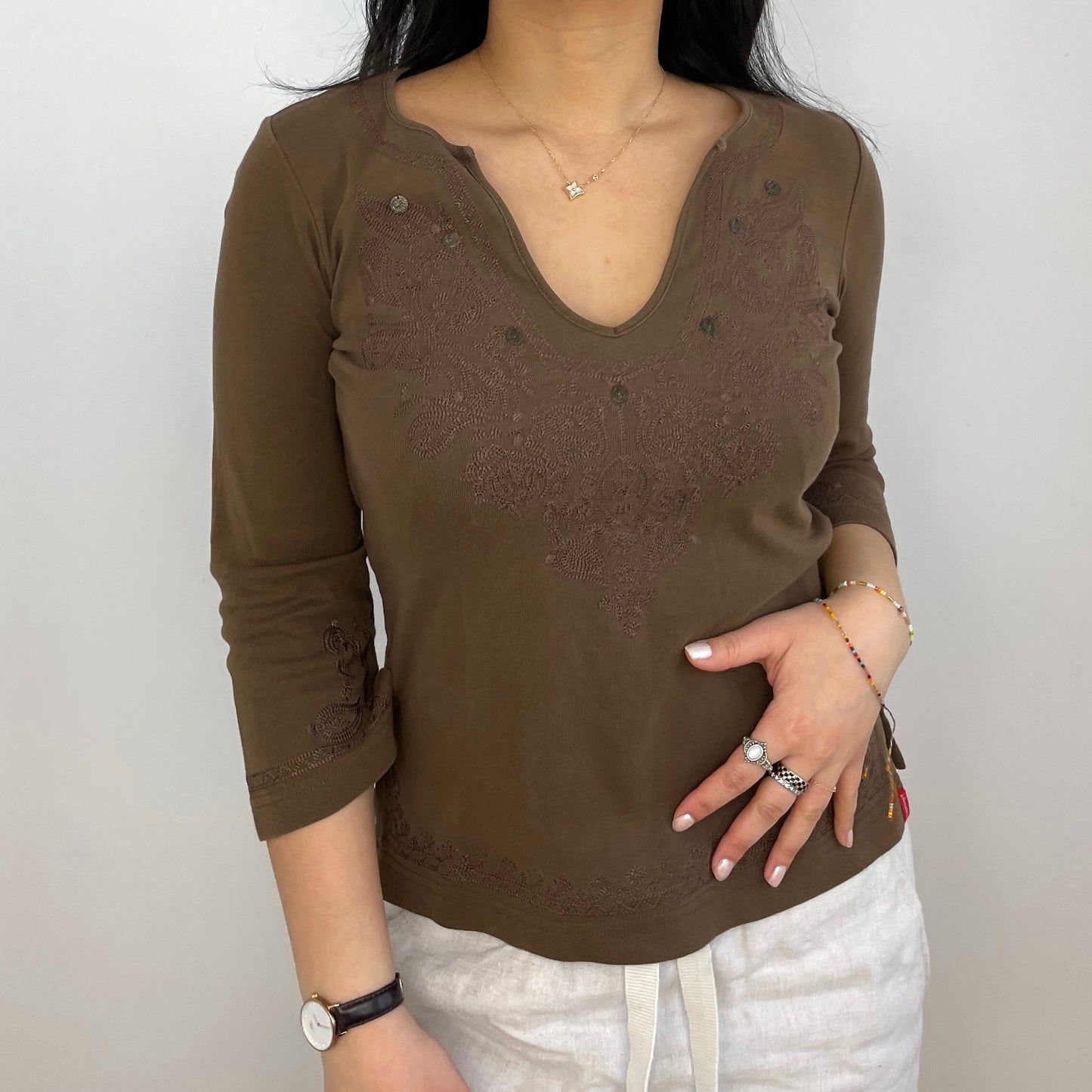 Brown Long Sleeved Tee - Zoehify