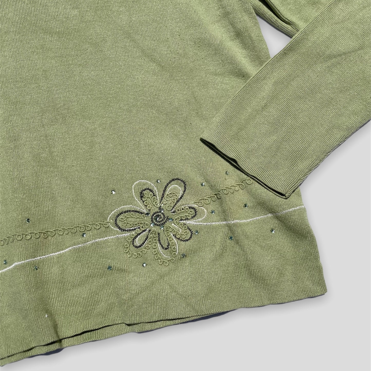 Green Embroidered Turtleneck - Zoehify