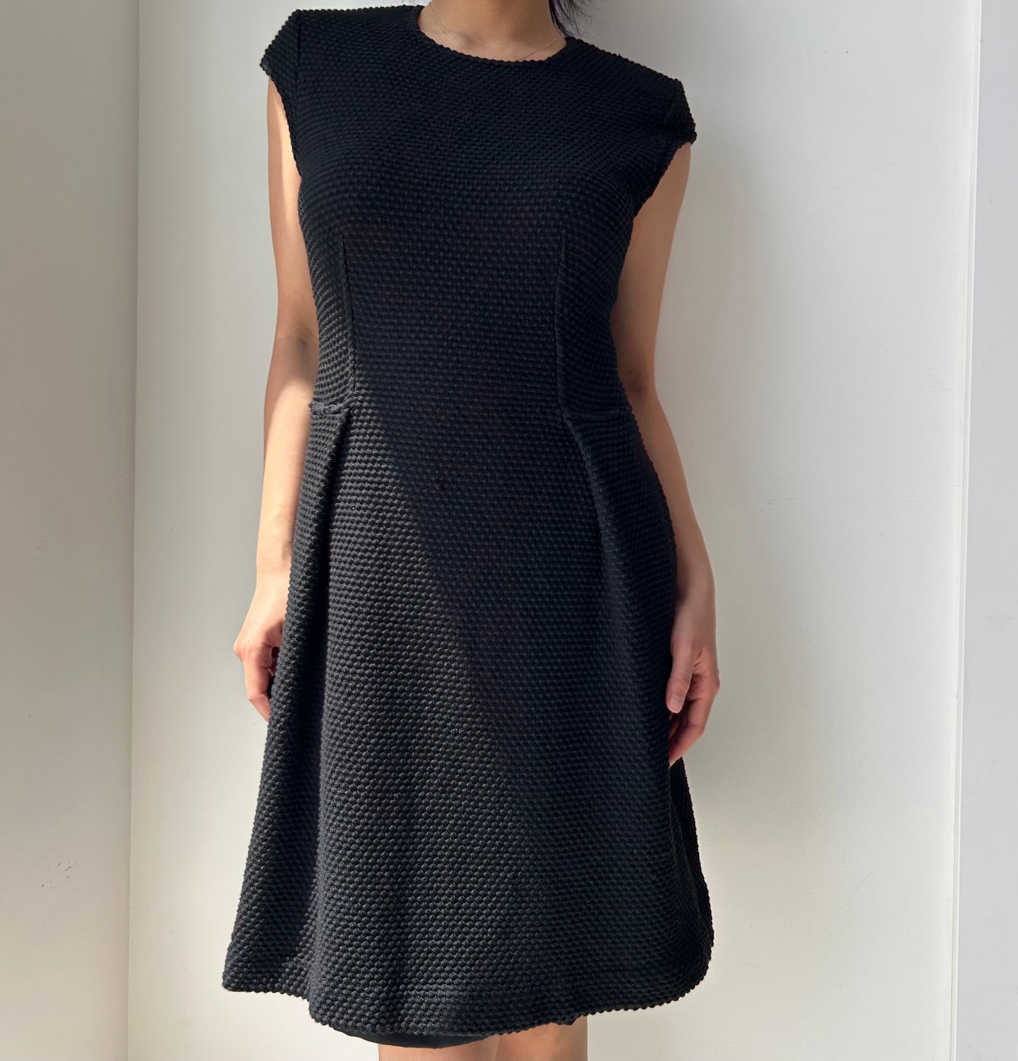 St. John Black Wool and Silk Textured Knit Dress - Small