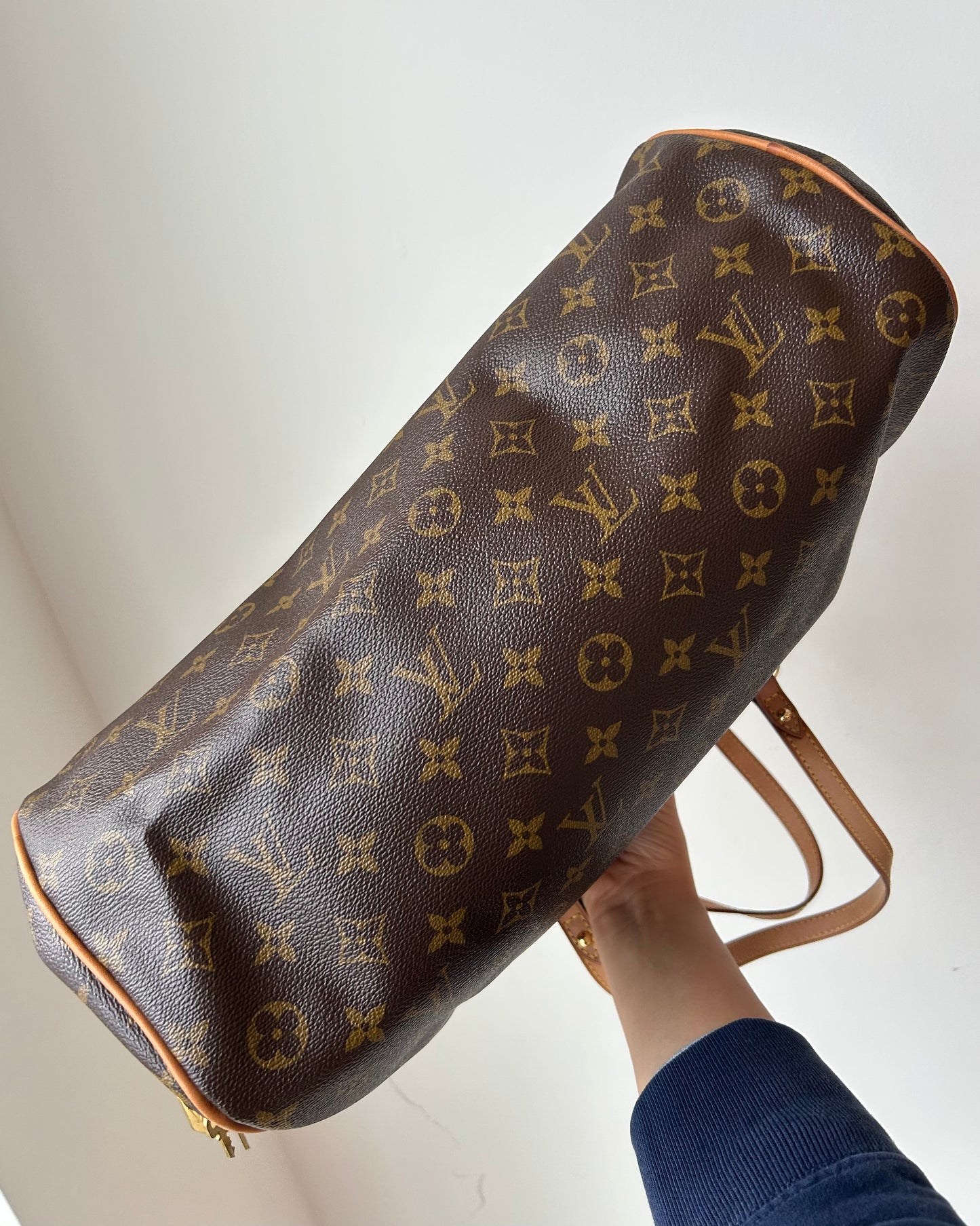 2011 Louis Vuitton Monogram Montorgueil GM