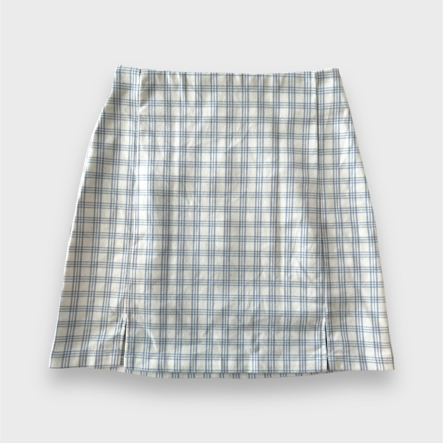 Brandy Melville Blue and White Plaid Mini Slit Skirt - W24