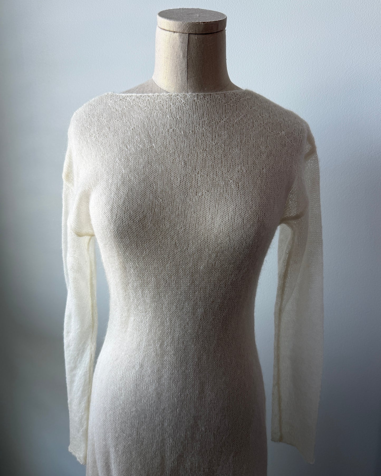 Nap Loungewear White Long Sleeve Wool and Mohair Blend Maxi Dress - Small