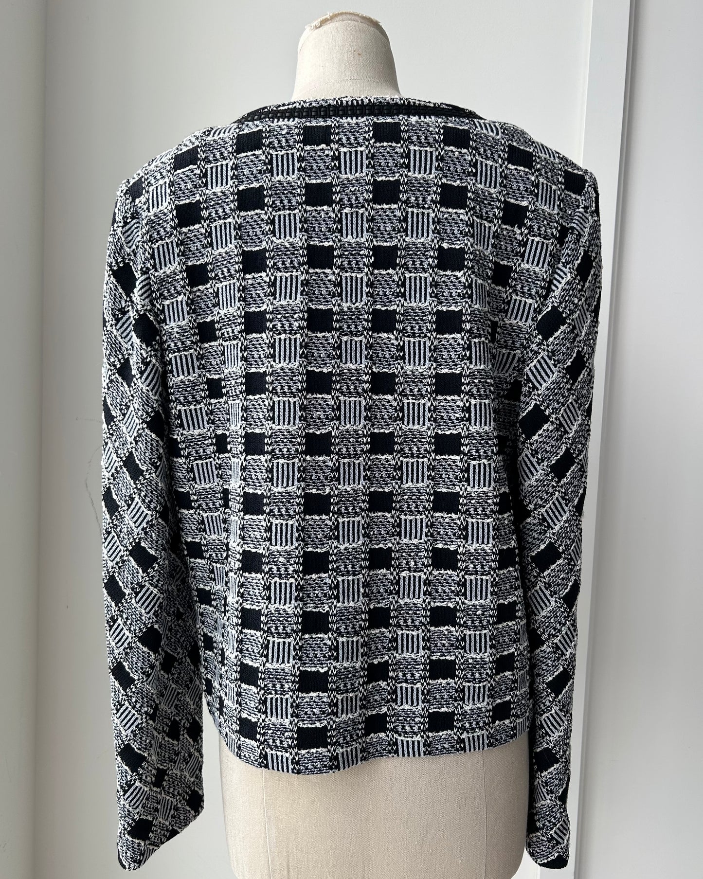 St. John Collection V-Neck Tweed Jacket - Large