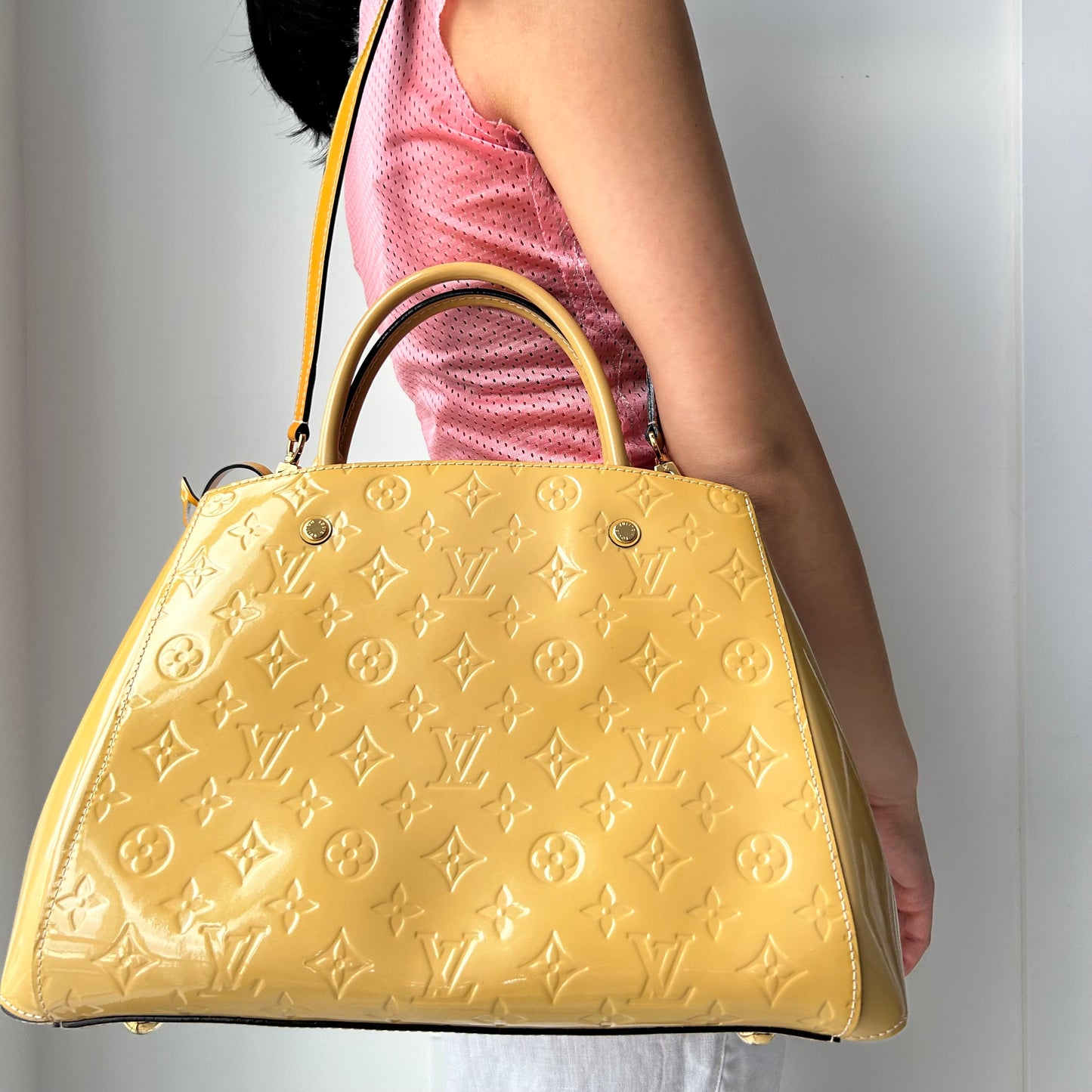 2014 Louis Vuitton Patent Yellow Monogram Vernis Montaigne MM