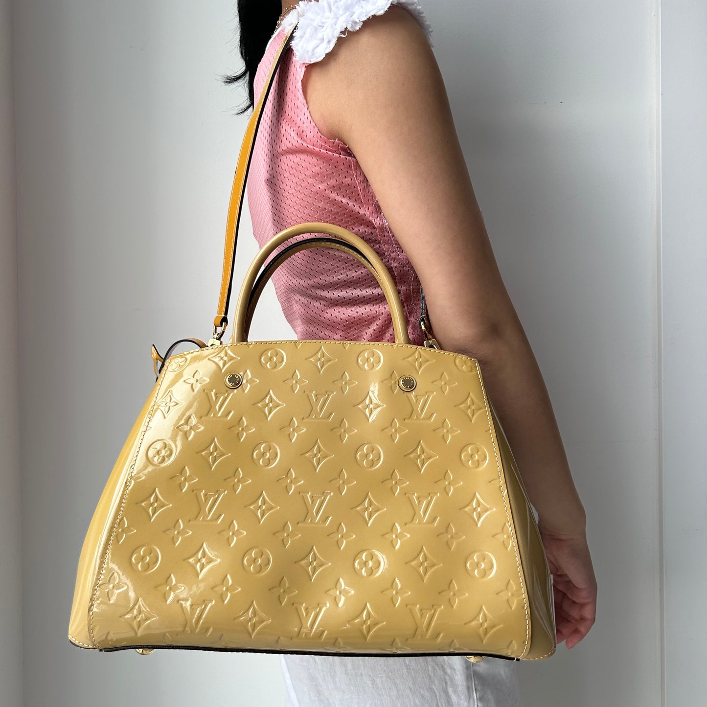 2014 Louis Vuitton Patent Yellow Monogram Vernis Montaigne MM
